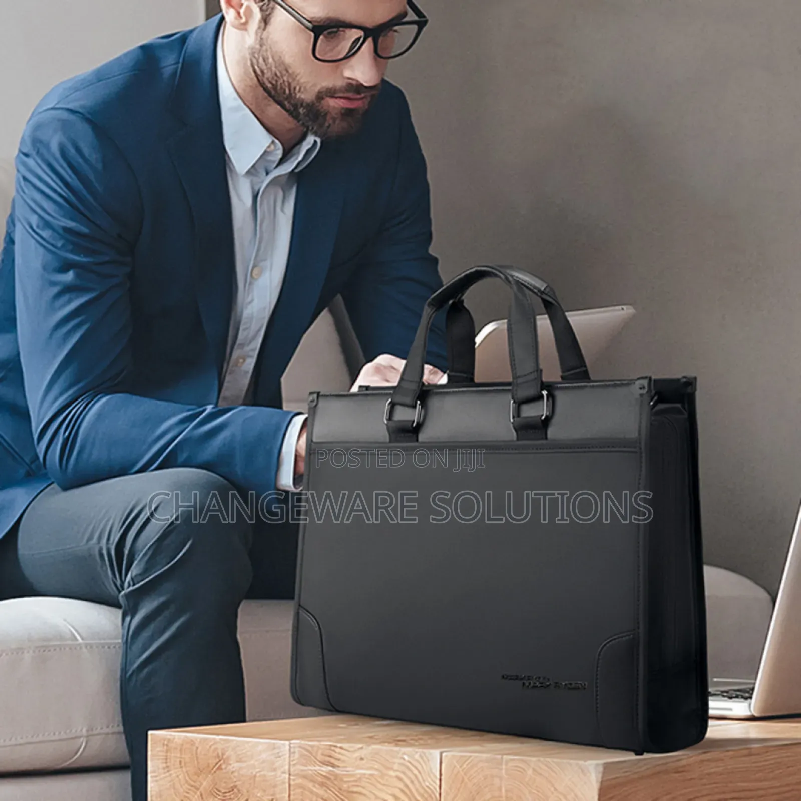 Mark Ryden MR8003 Bag
