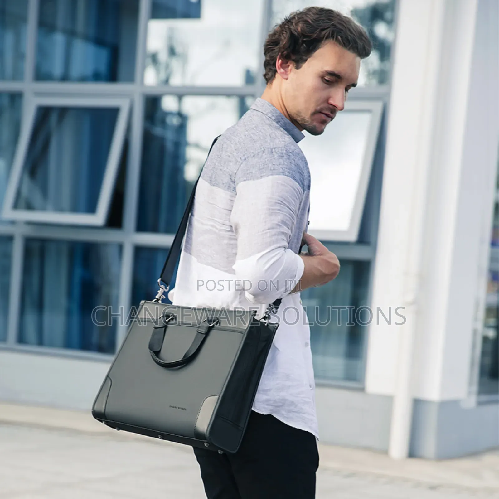 Mark Ryden MR8003 Bag