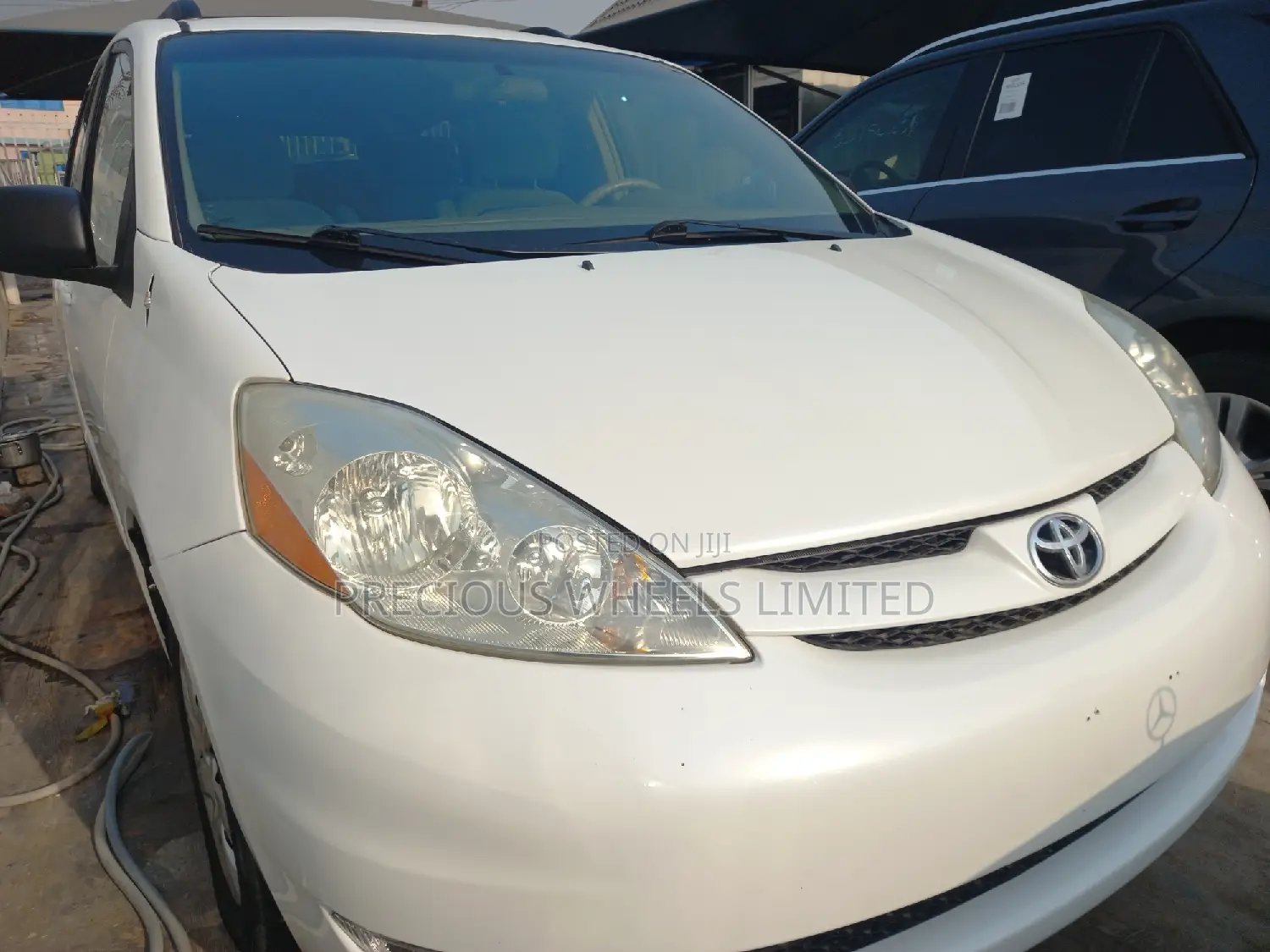 Toyota Sienna 2006 White