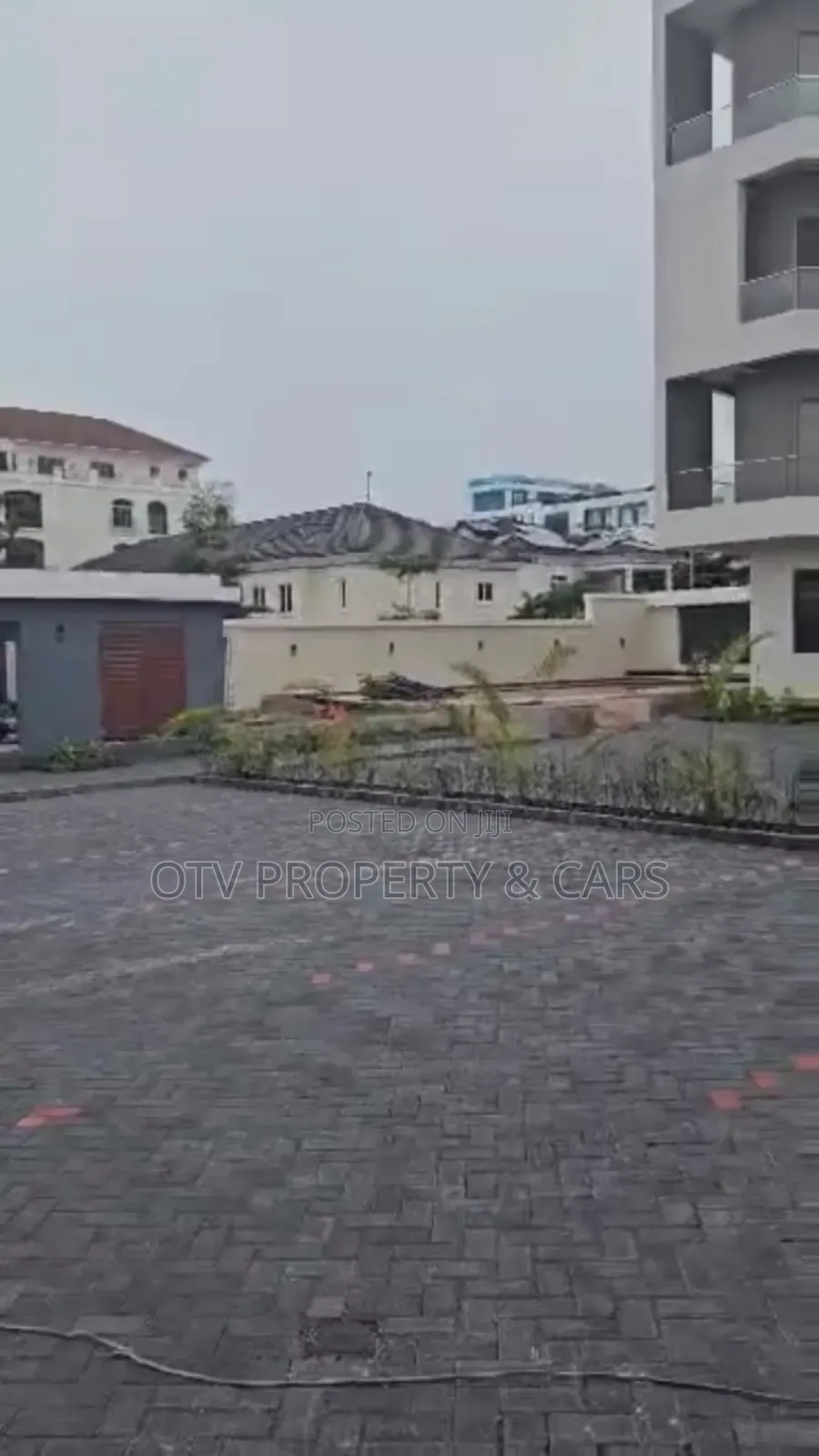 Furnished 4bdrm Maisonette in Banana Ikoyi for sale