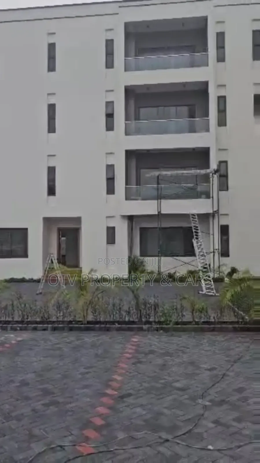 Furnished 4bdrm Maisonette in Banana Ikoyi for sale