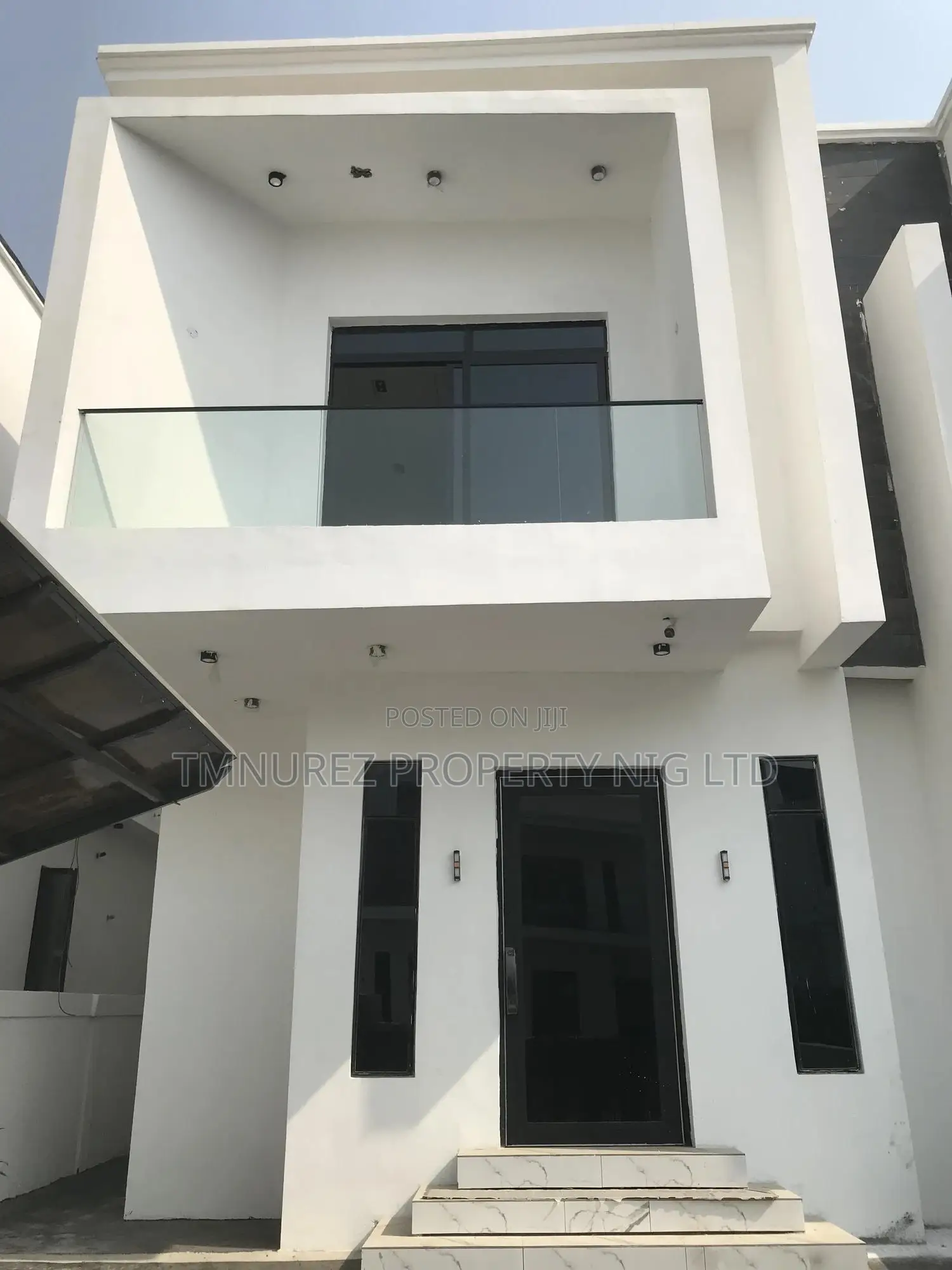 4bdrm Duplex in Orchild, Chevron for sale