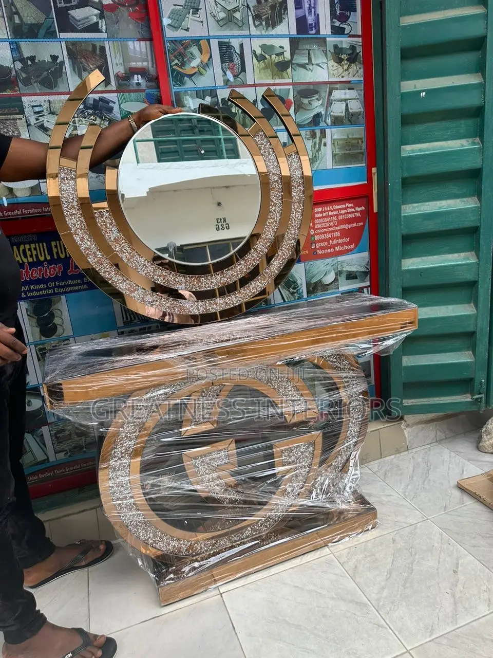 Luxurious Quality Imported Console Mirror