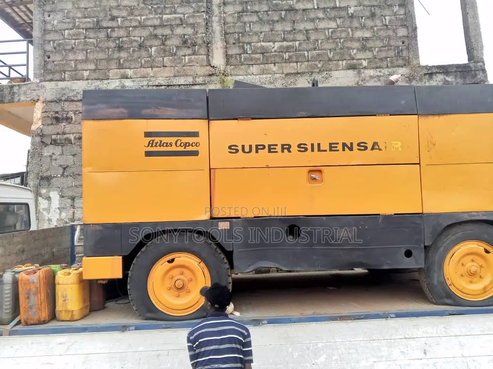 950 FCM Mobile Compressor