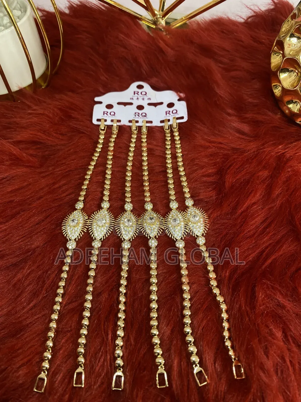 Quality Fashion Stoned Gold Hand Bracelet