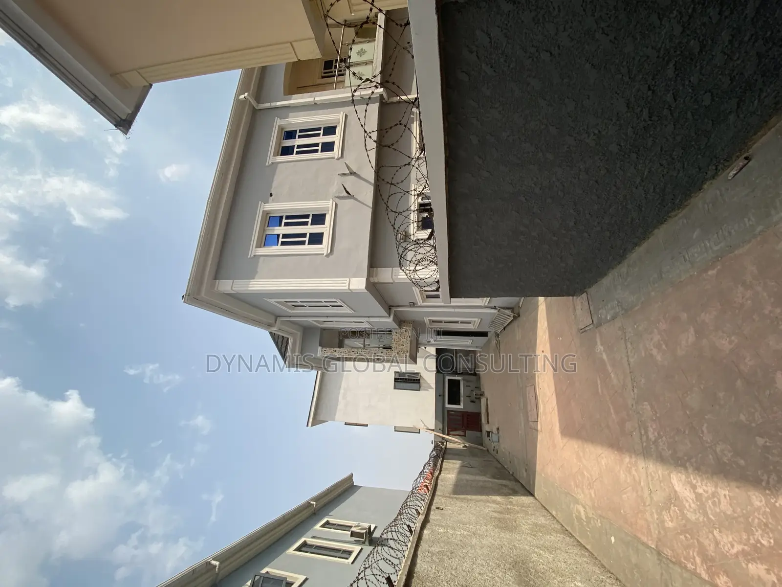 Furnished 5bdrm Duplex in Magodo Phase 1 Gra for rent