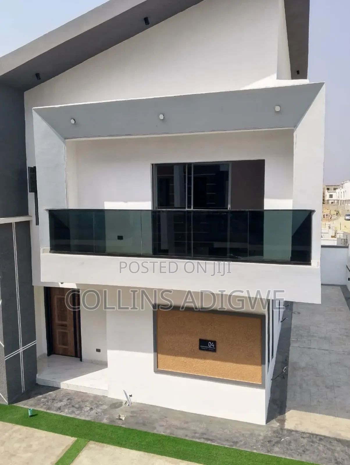 4bdrm Duplex in Chevron Alternative for sale