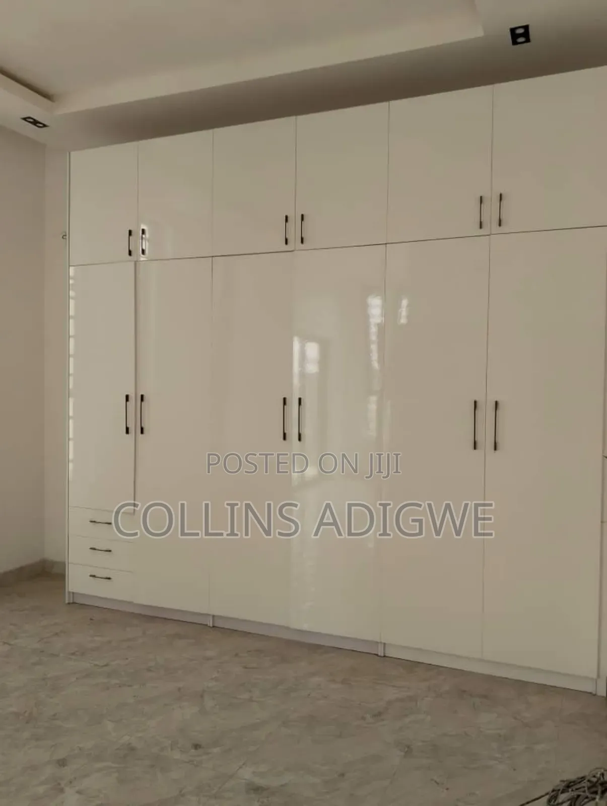 4bdrm Duplex in Chevron for rent