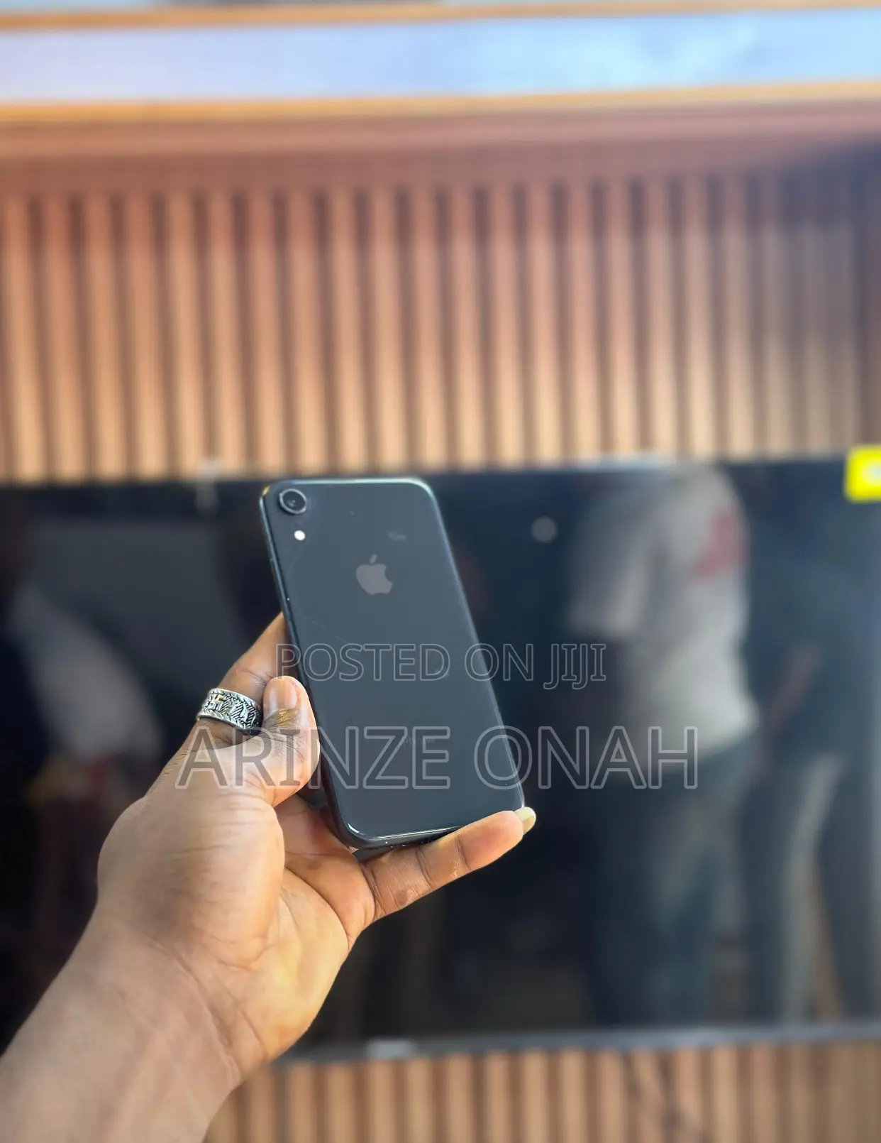 Apple iPhone XR 64 GB Black