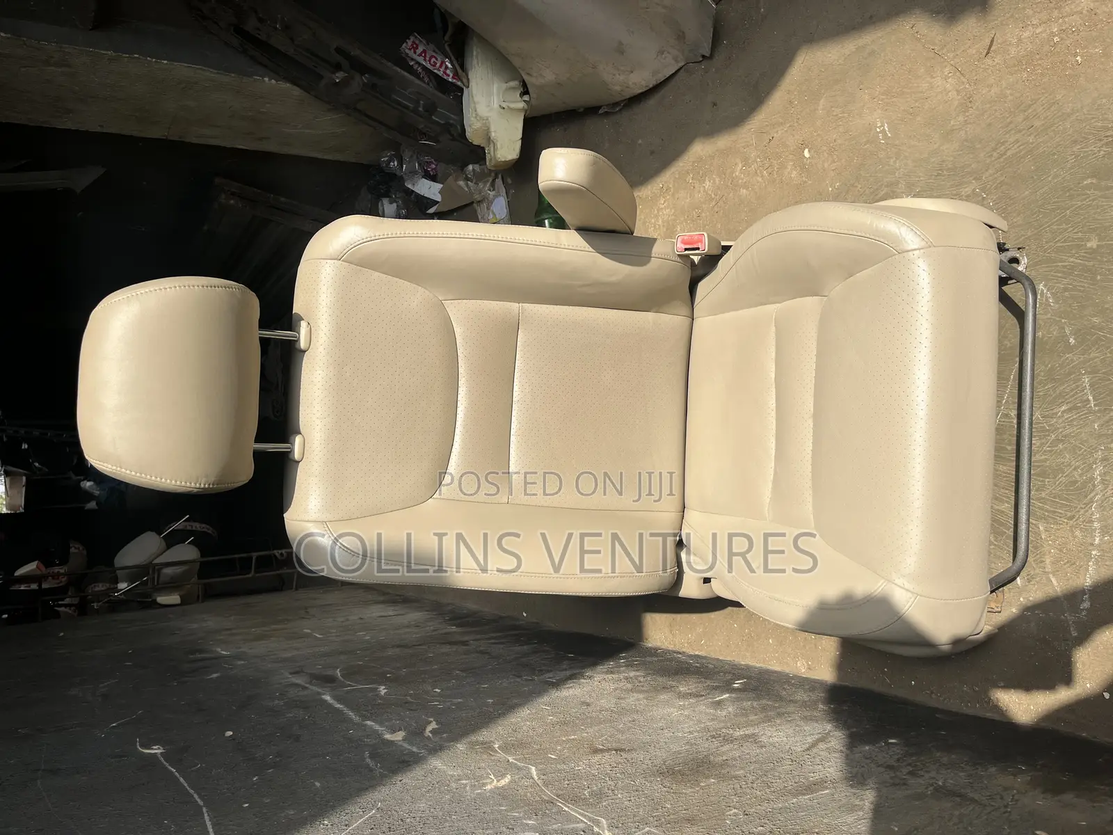 Complete Seat Toyota Highlander 200-2003 Available