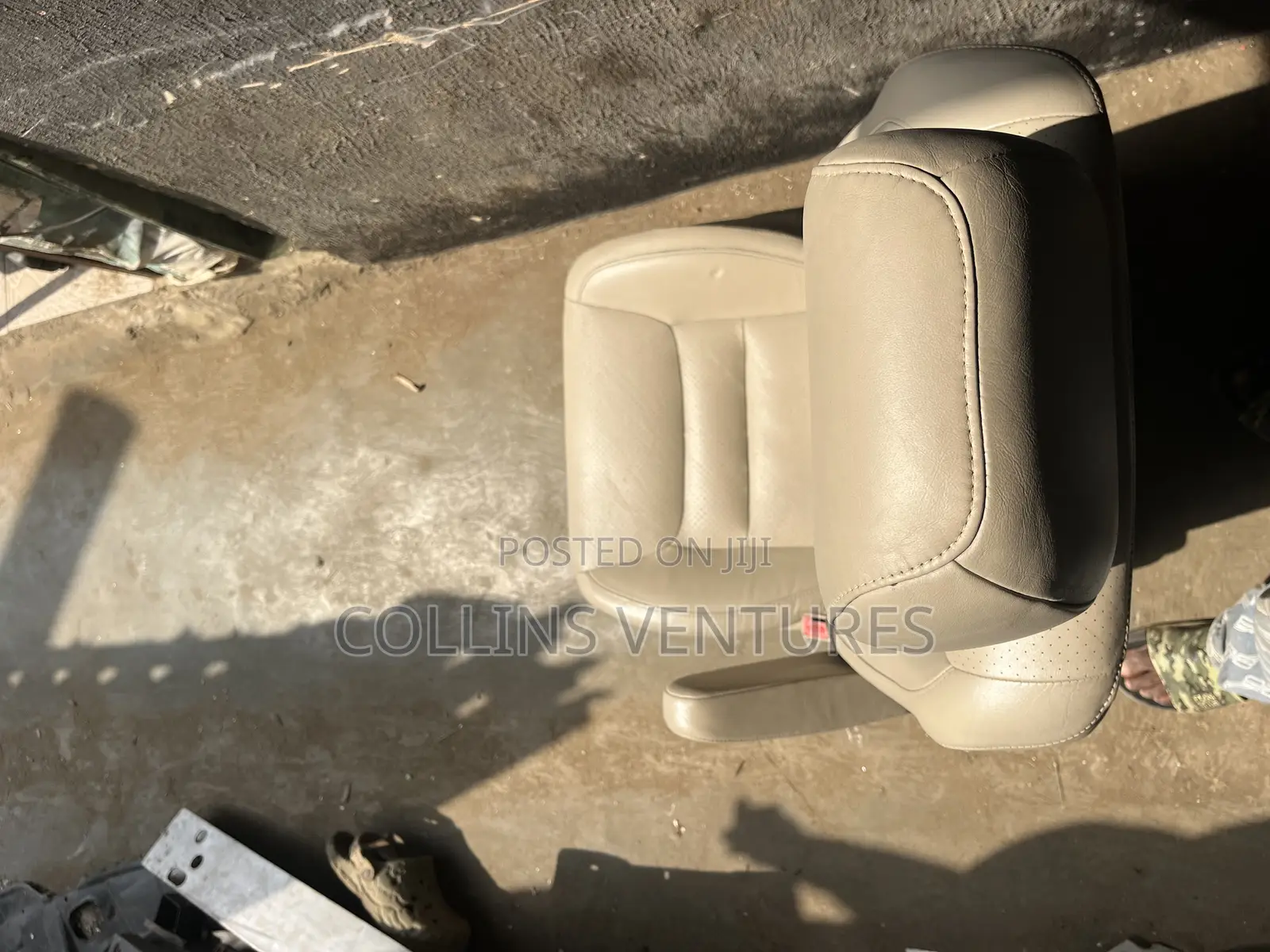 Complete Seat Toyota Highlander 200-2003 Available