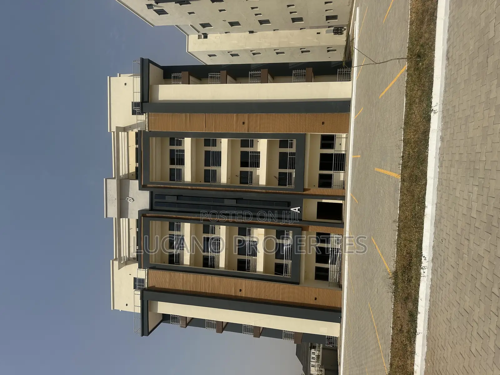 3bdrm Block of Flats in River Park Estate, Lugbe District for sale