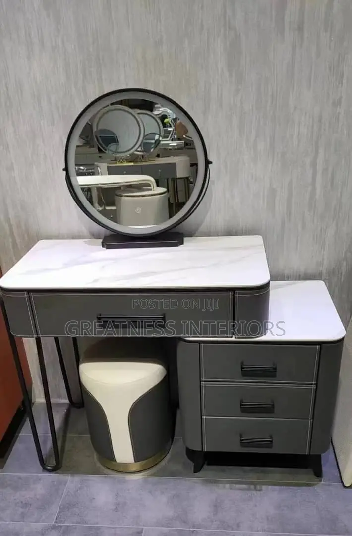 Luxurious Imported Side Mirrors Console