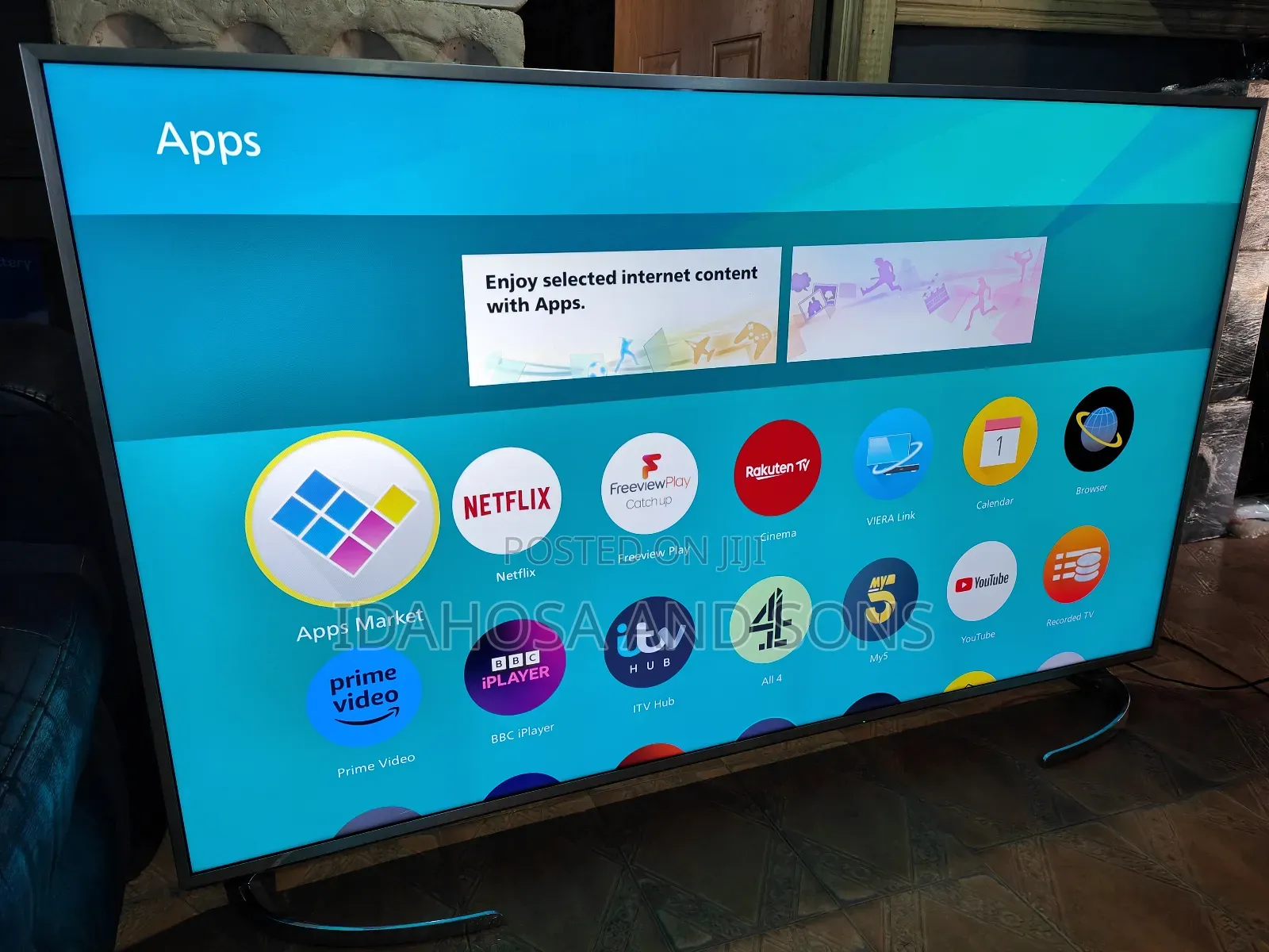 65inchs Panasonic Smart Internet Tv