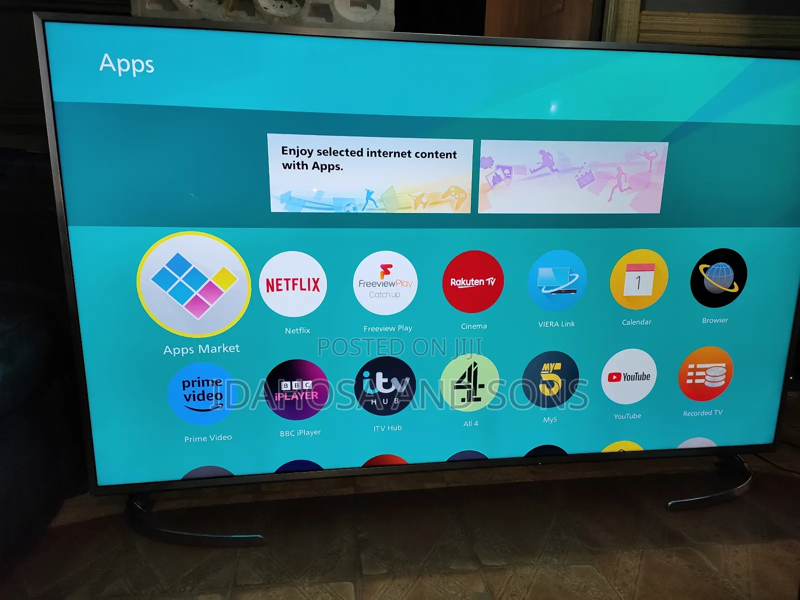 65inchs Panasonic Smart Internet Tv