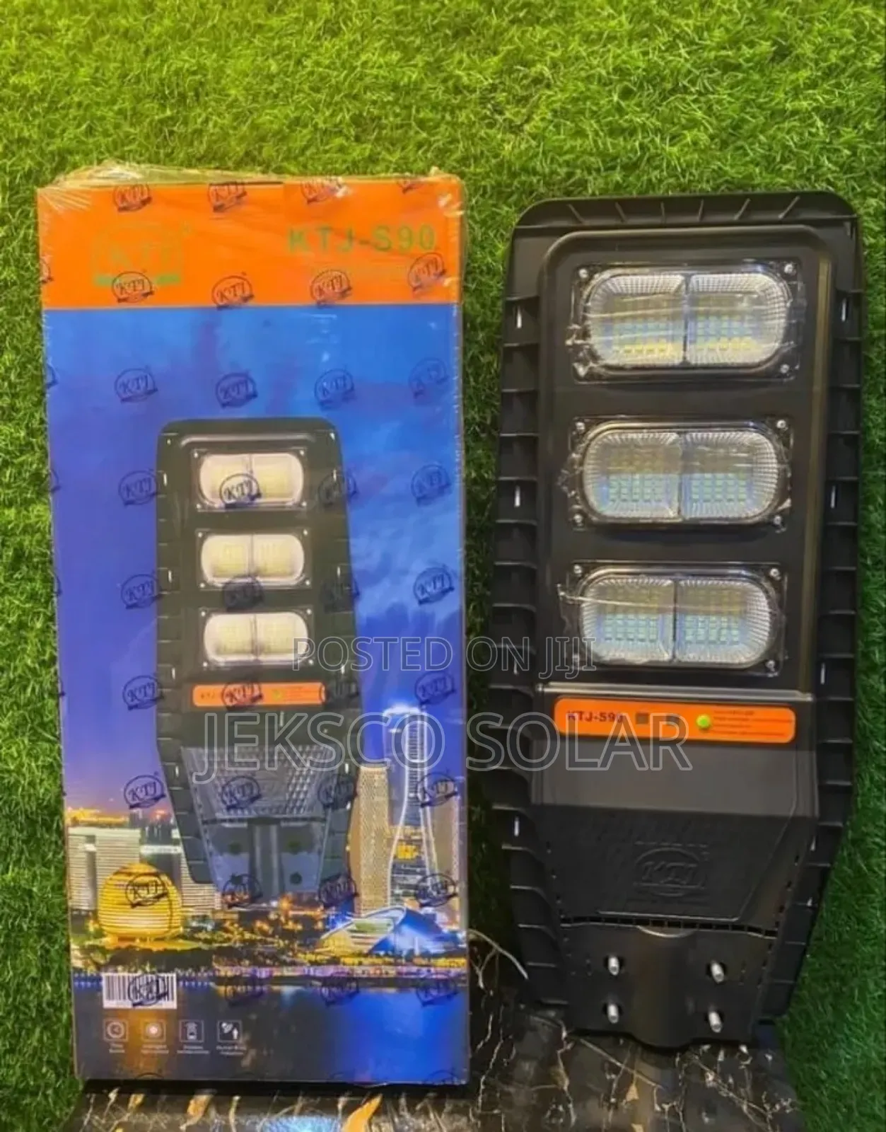 KTJ Solar Street Light, 3eyes, 90watts.