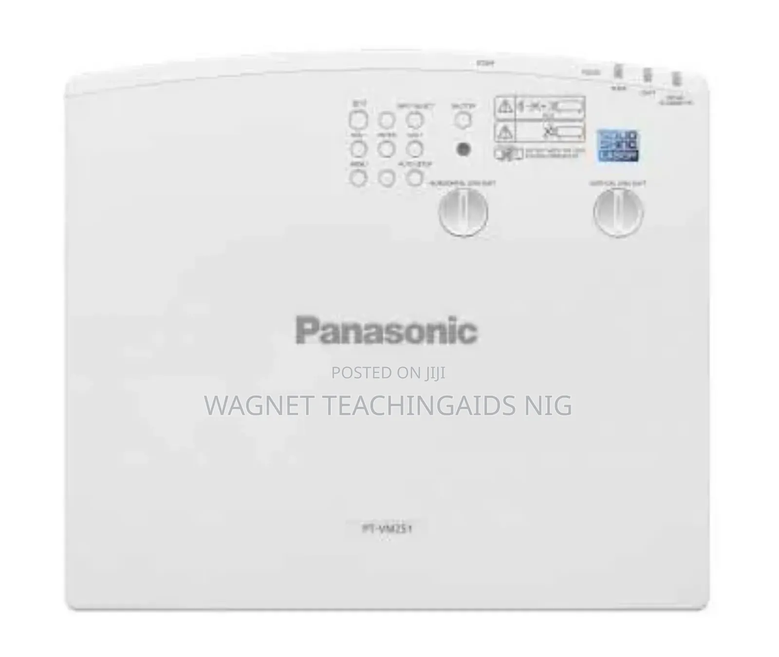 Panasonic PT-VMZ51 5200lumens Projector