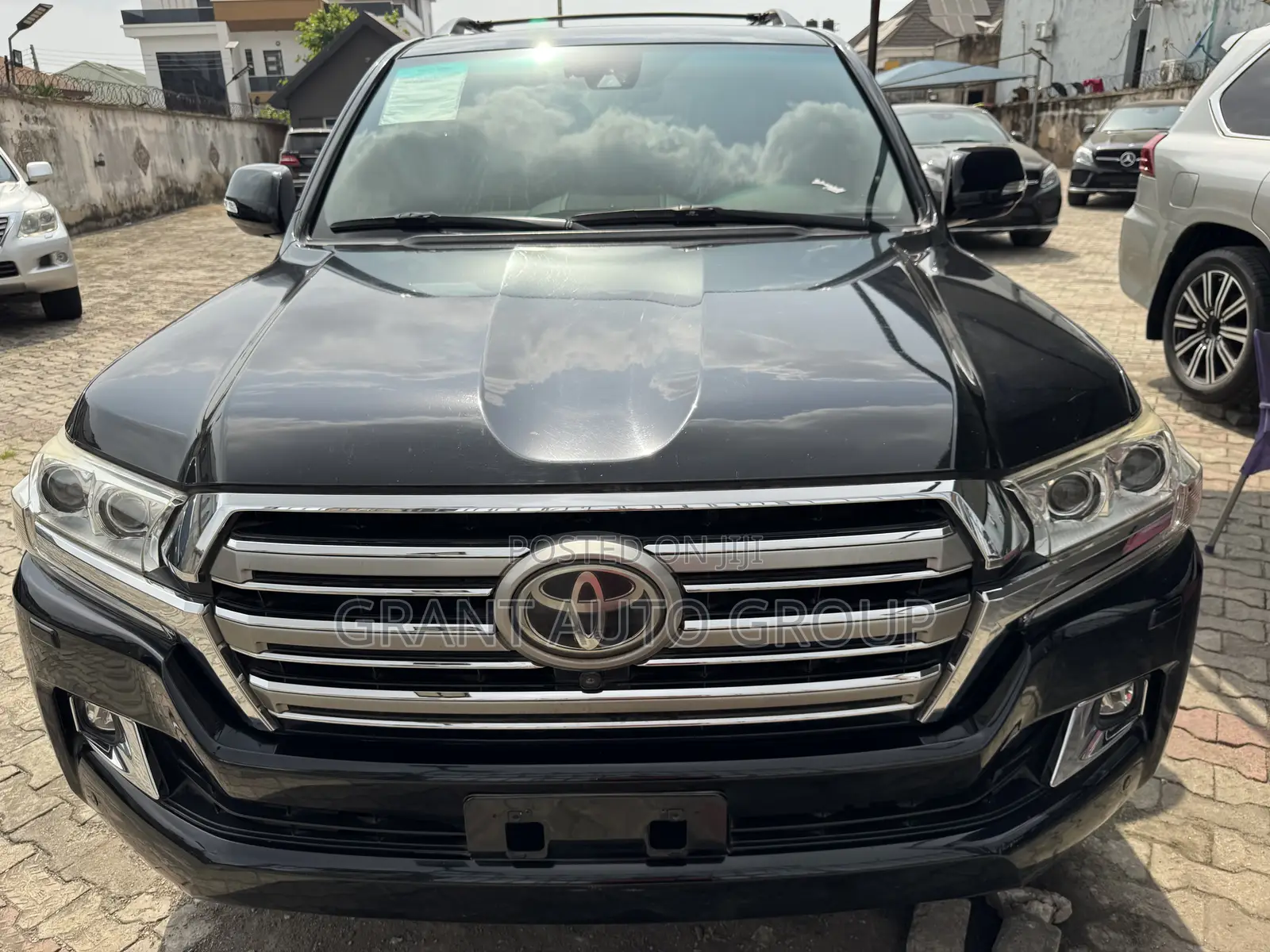 Toyota Land Cruiser 5.7 V8 VXR 2017 Black