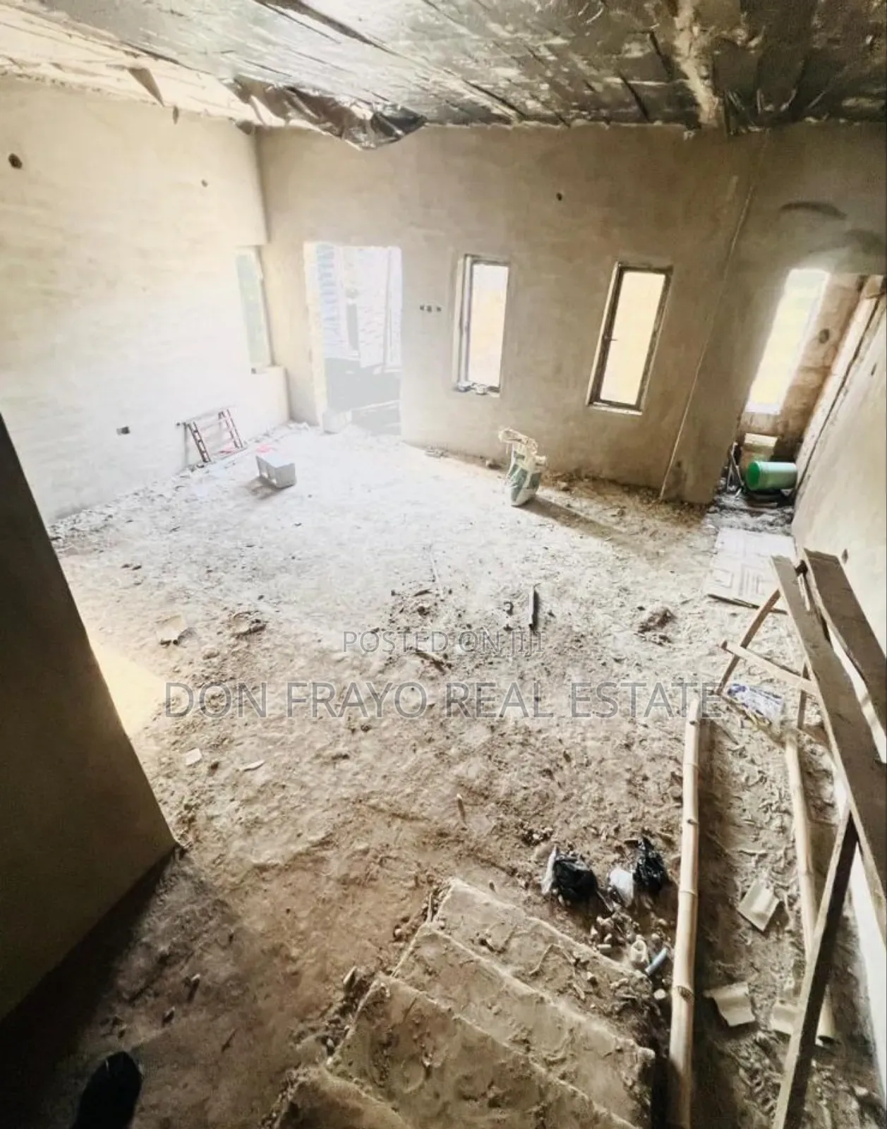 5bdrm Duplex In Eleyele Estate For Sale