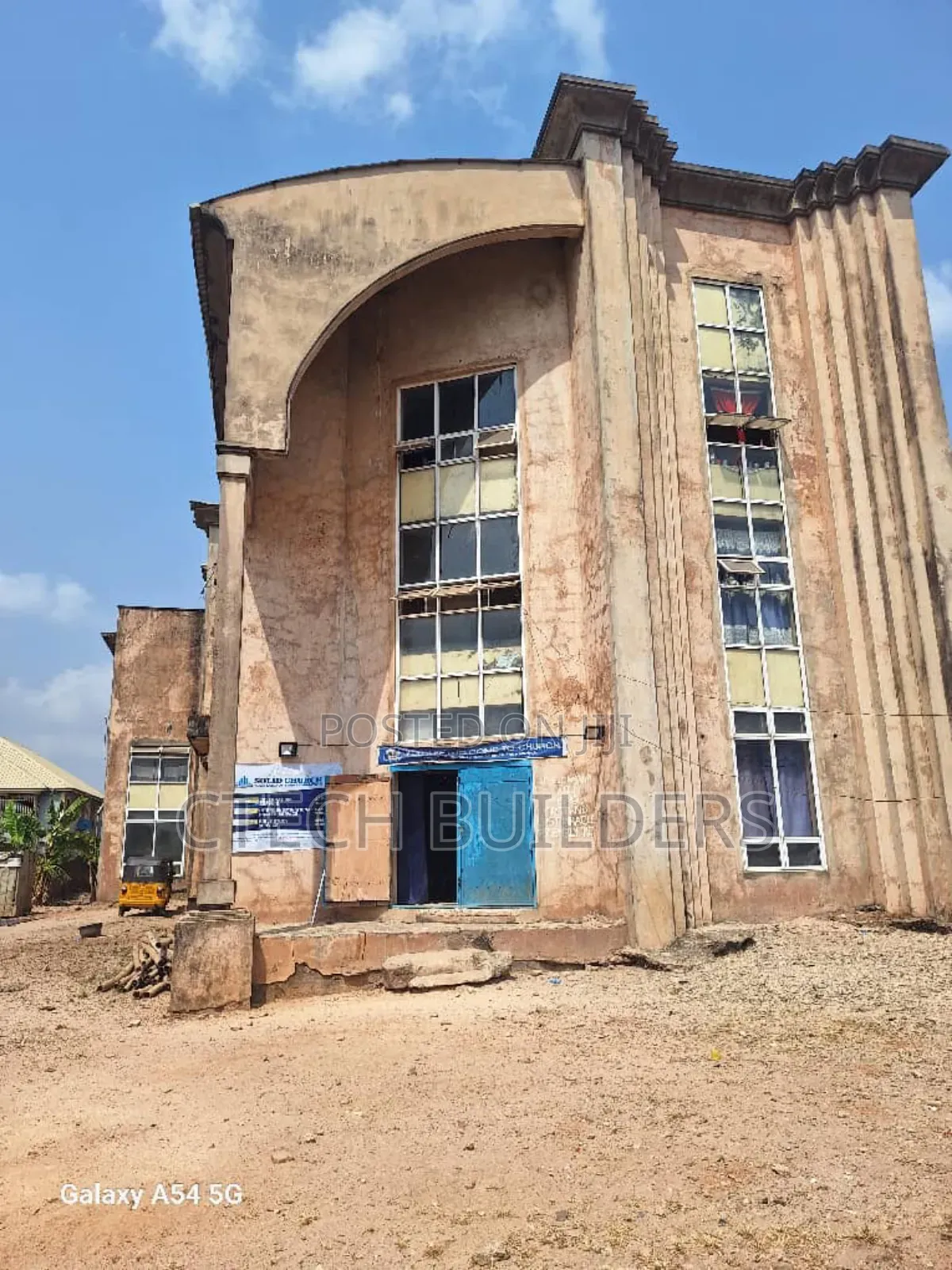 30 Rooms Capacity Hotel for Sale in Core Gra, Benin City