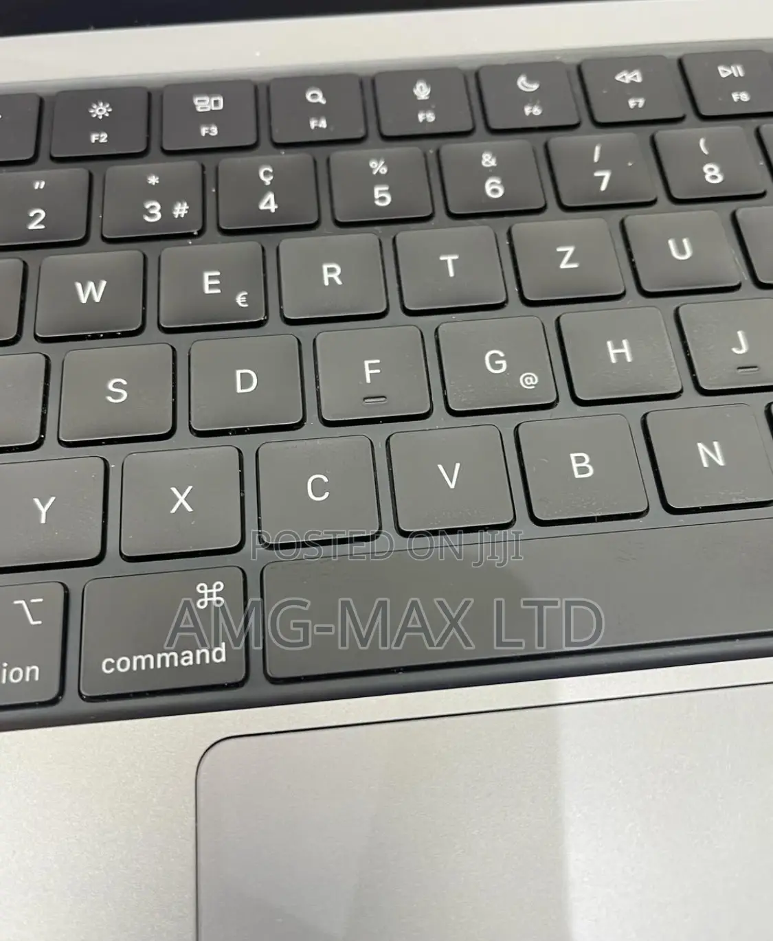Laptop Apple MacBook Pro 2021 M1 32GB Apple M1 Pro SSD 1T
