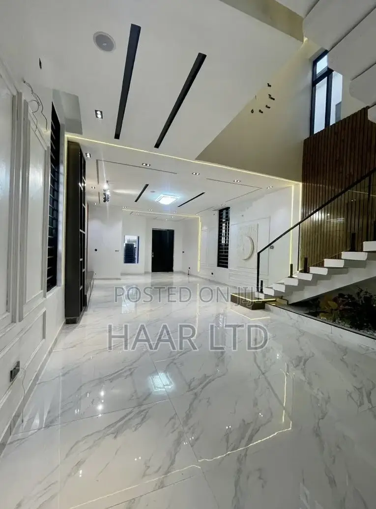 5bdrm Duplex in Ajah for rent