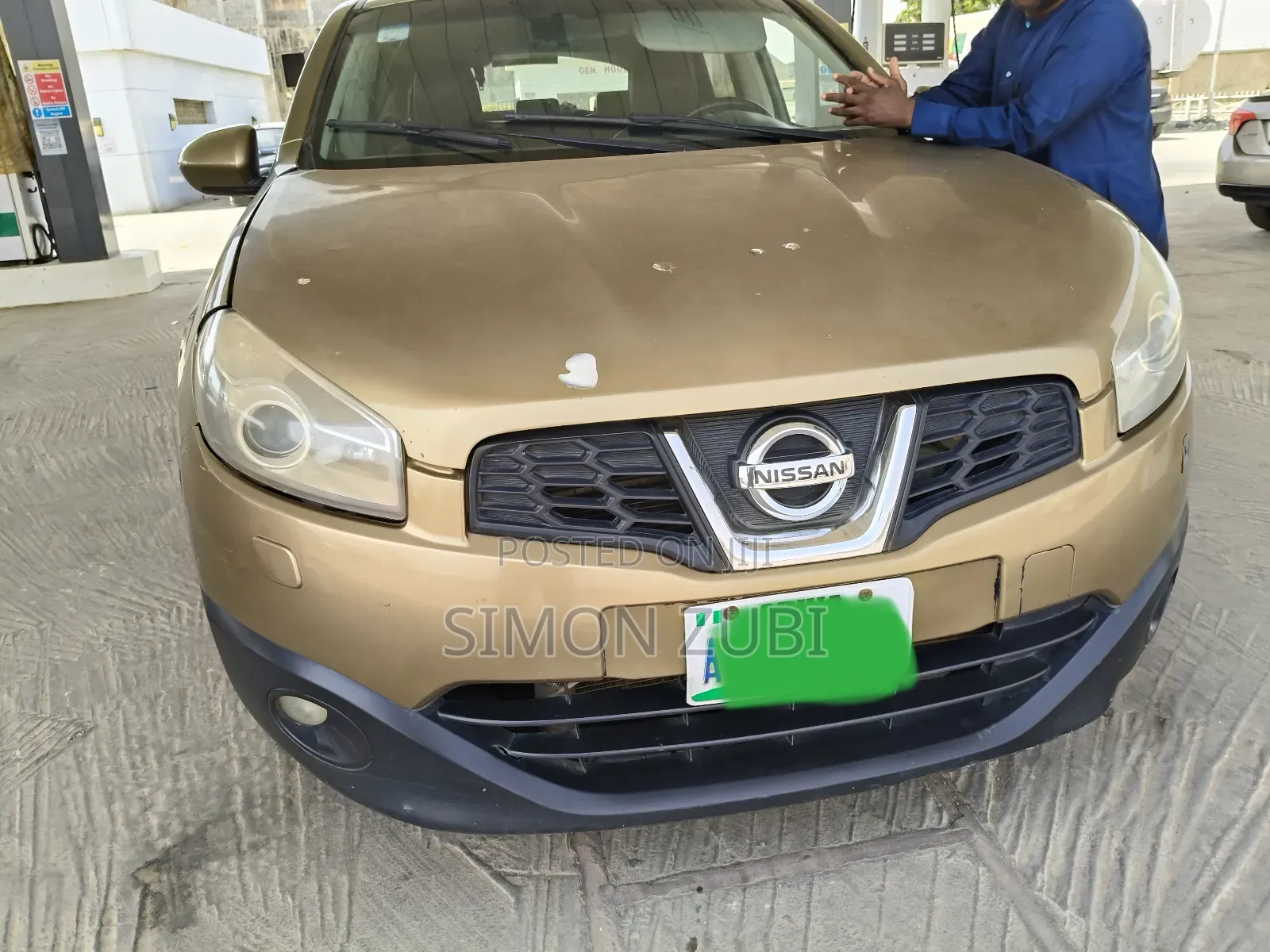 Nissan Qashqai 2014 Gold