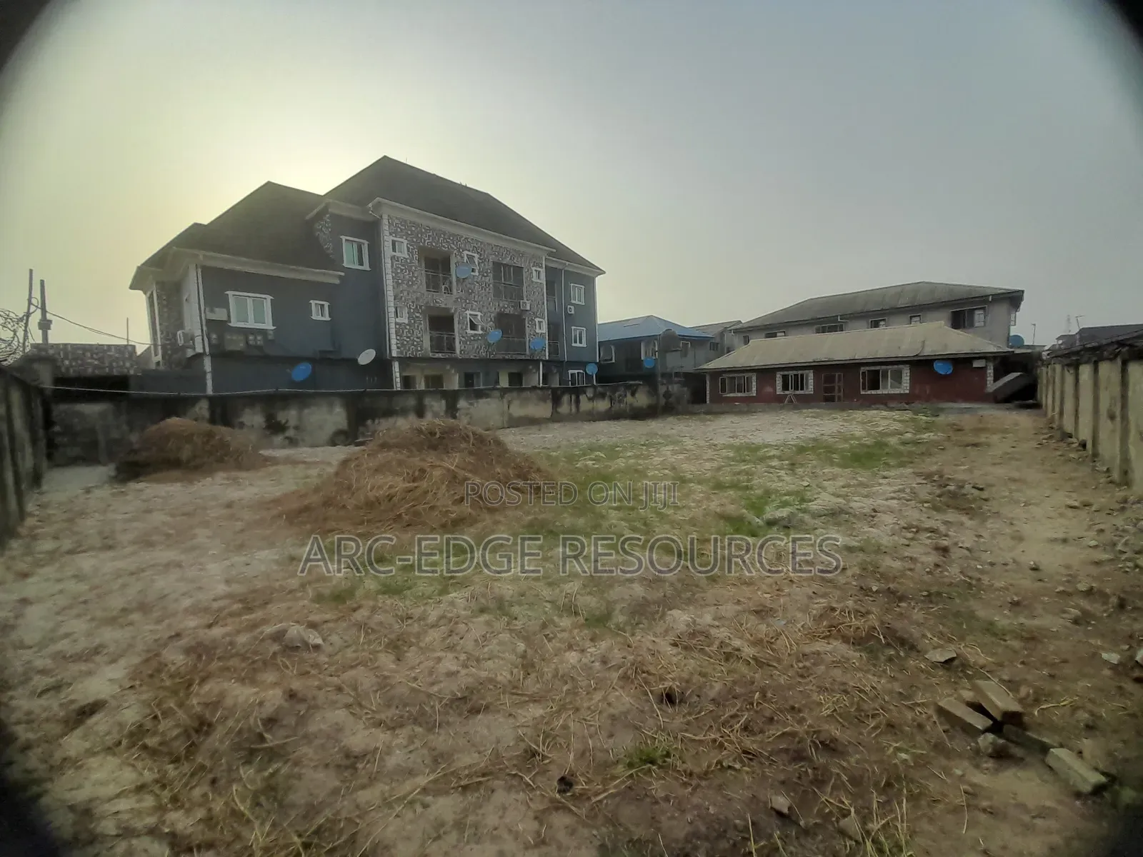 Sandfilled Full Plot With 3bedroom Bungalow