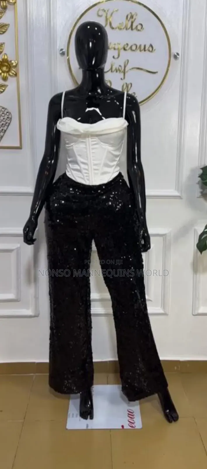 Glossy Black Size 10 Faceless Female Mannequin