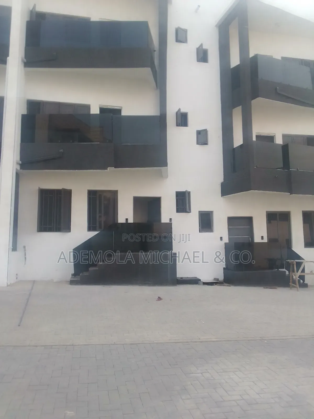 4bdrm Townhouse/Terrace in Wuse for sale