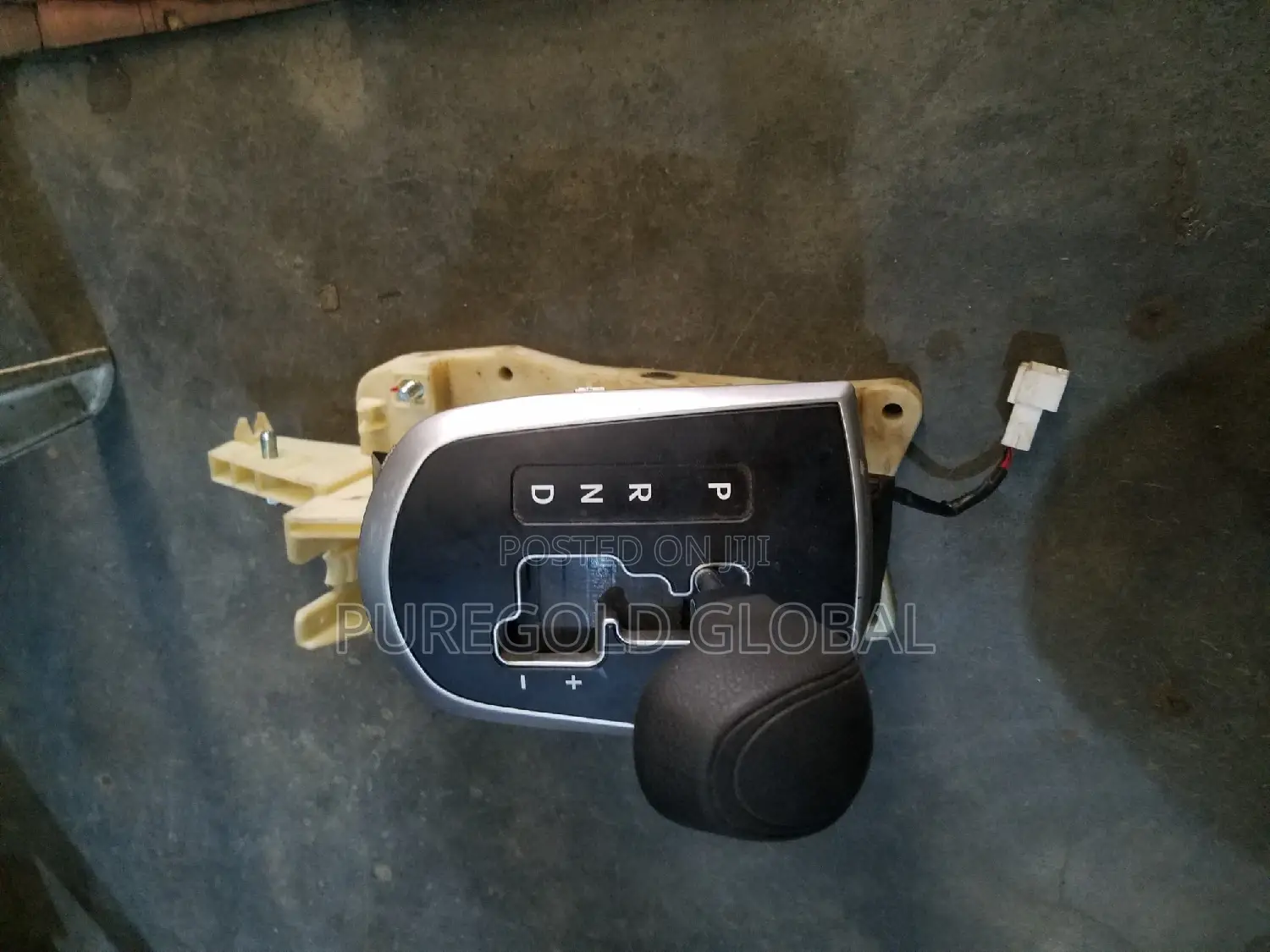 Accent 2014 Gear Lever