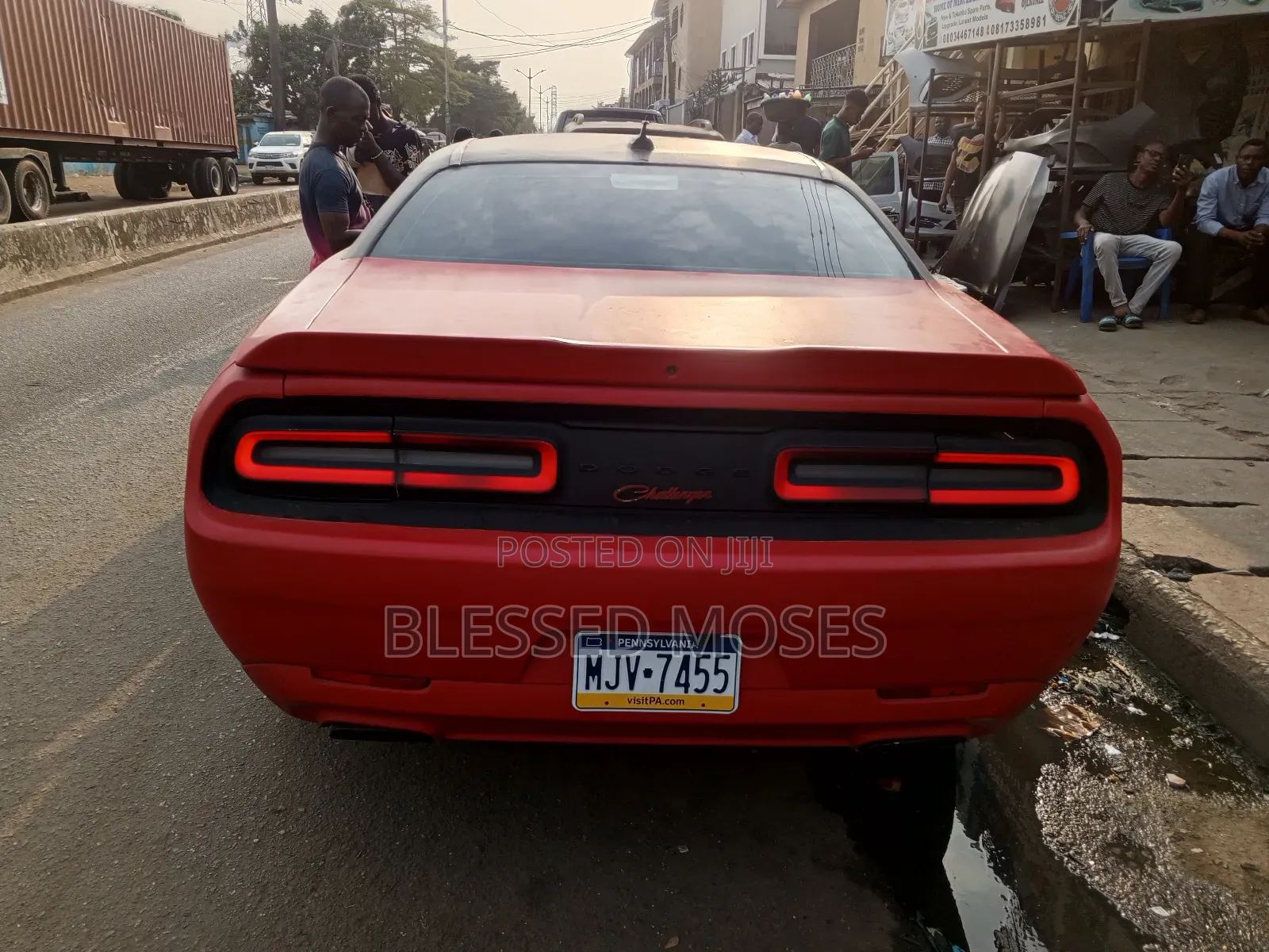 Dodge Challenger 2018 Back Glass
