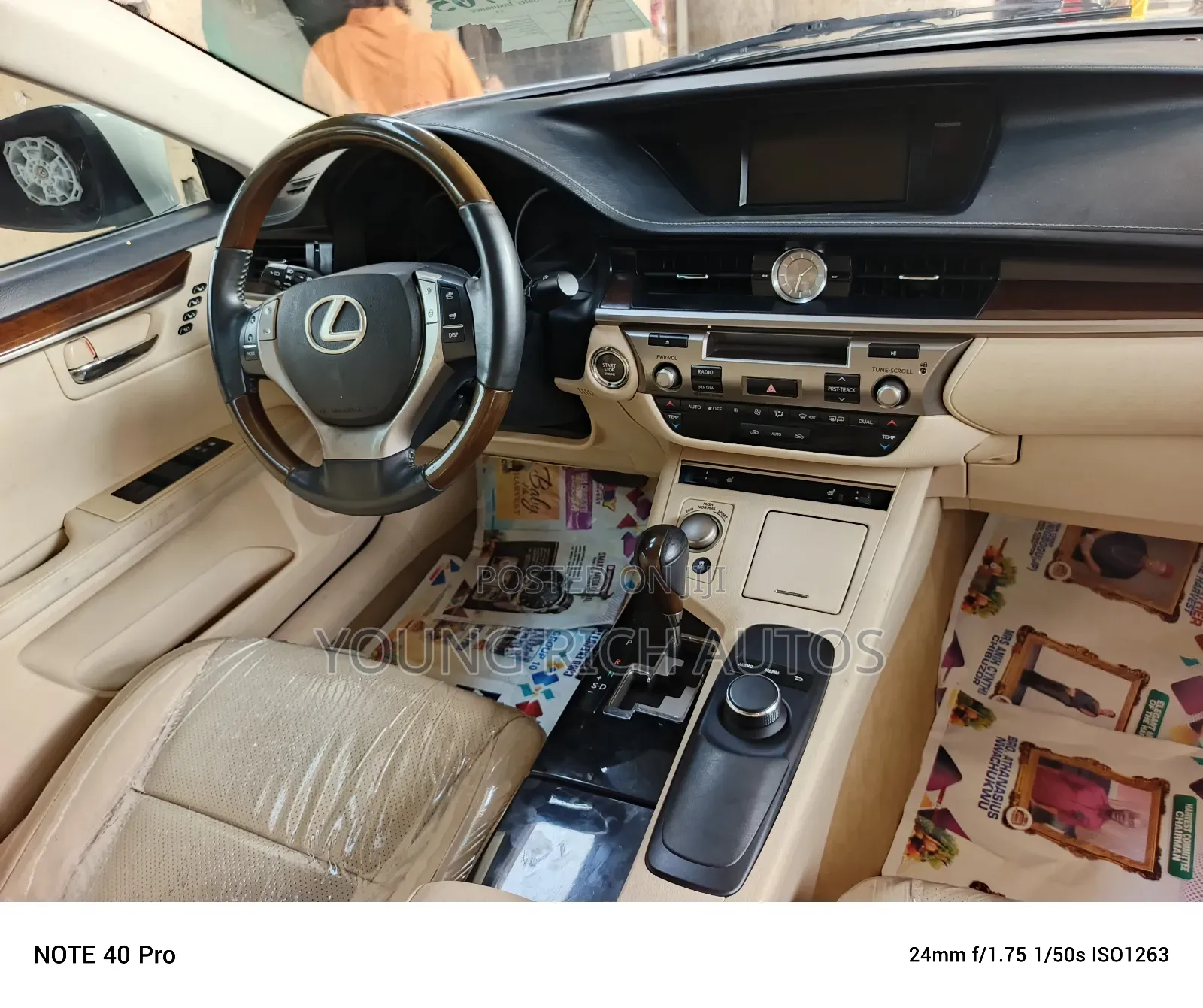 Lexus ES 2015 White