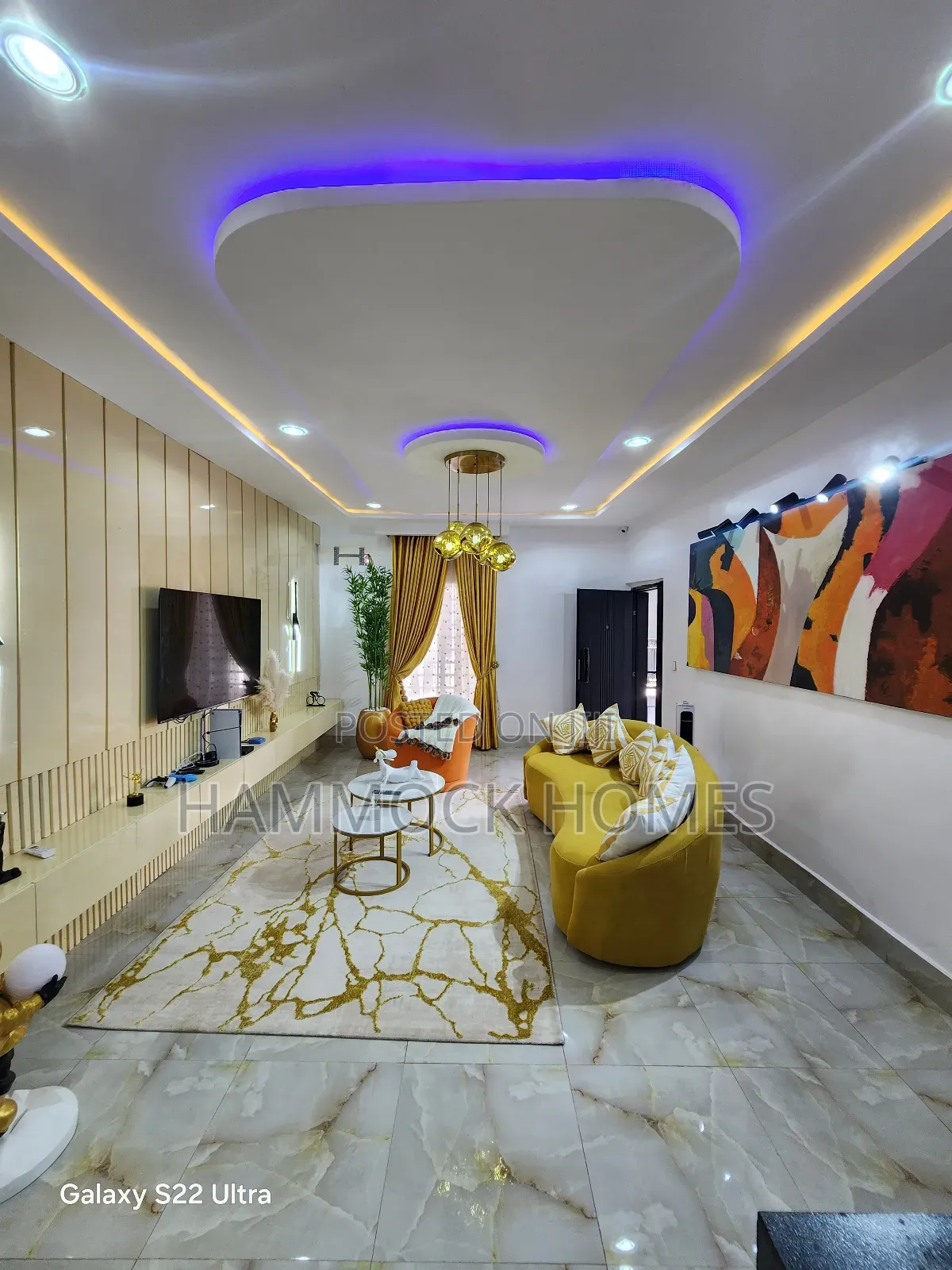 Tastefully Finished Luxurious 2-Bedroom Flat at Awolowo BDJ