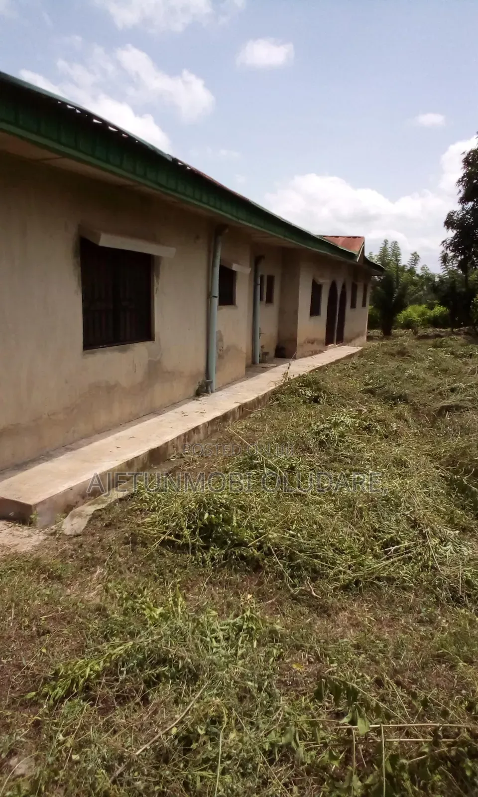 6bdrm Block of Flats in Opposite New Local for sale