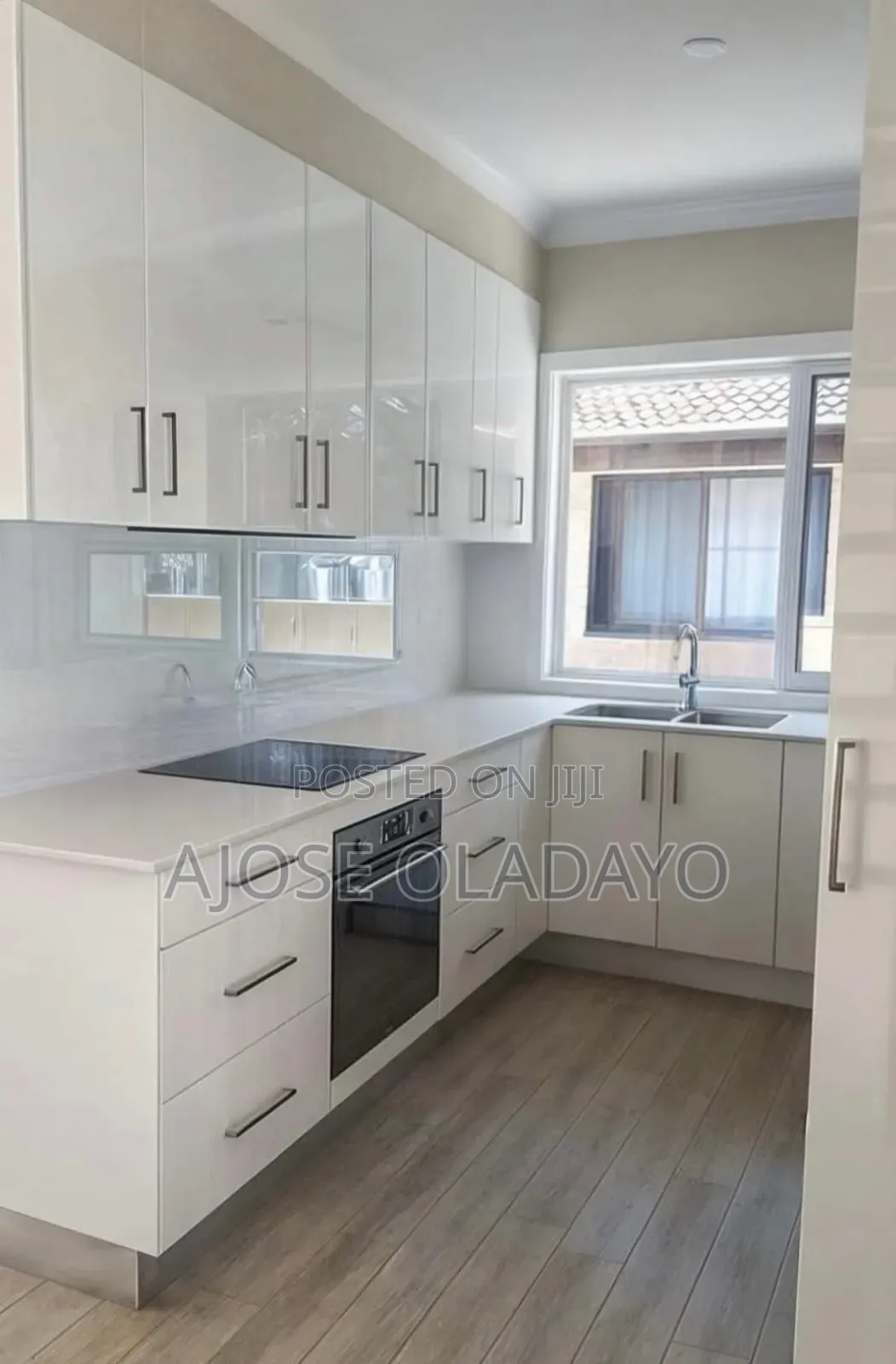 Kitchen Cabinets With High Glossy Board