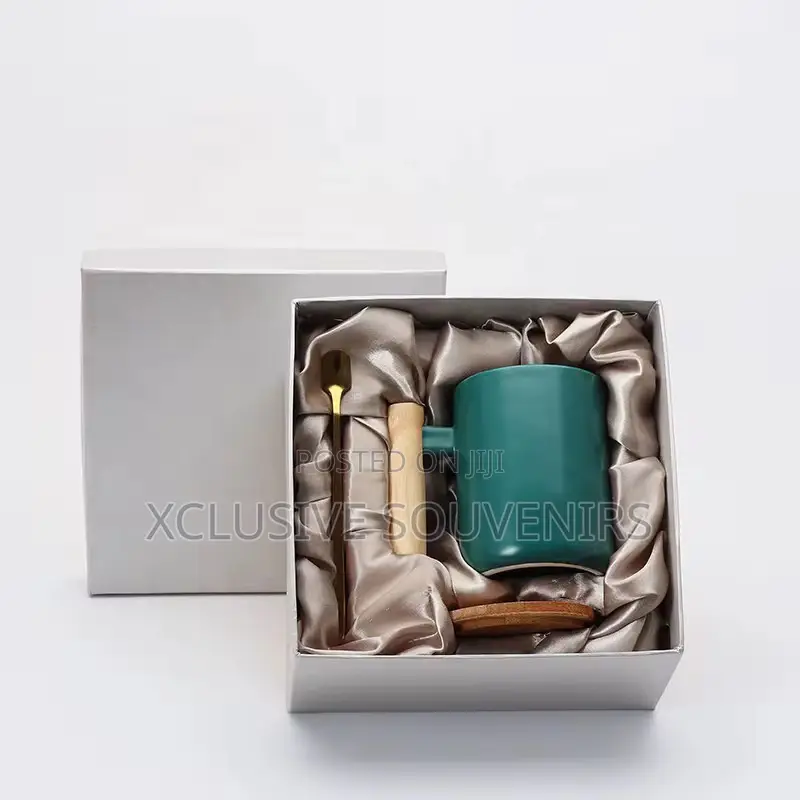 High Quality 350ml Porcelain Mug With Bamboo Lid Spoon