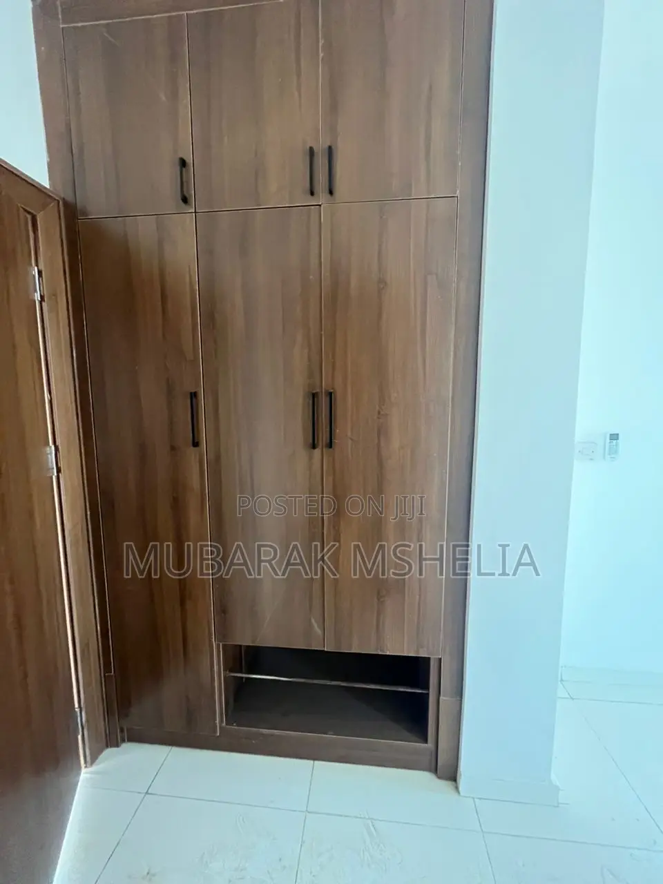 3bdrm Block of Flats in Kaura for sale