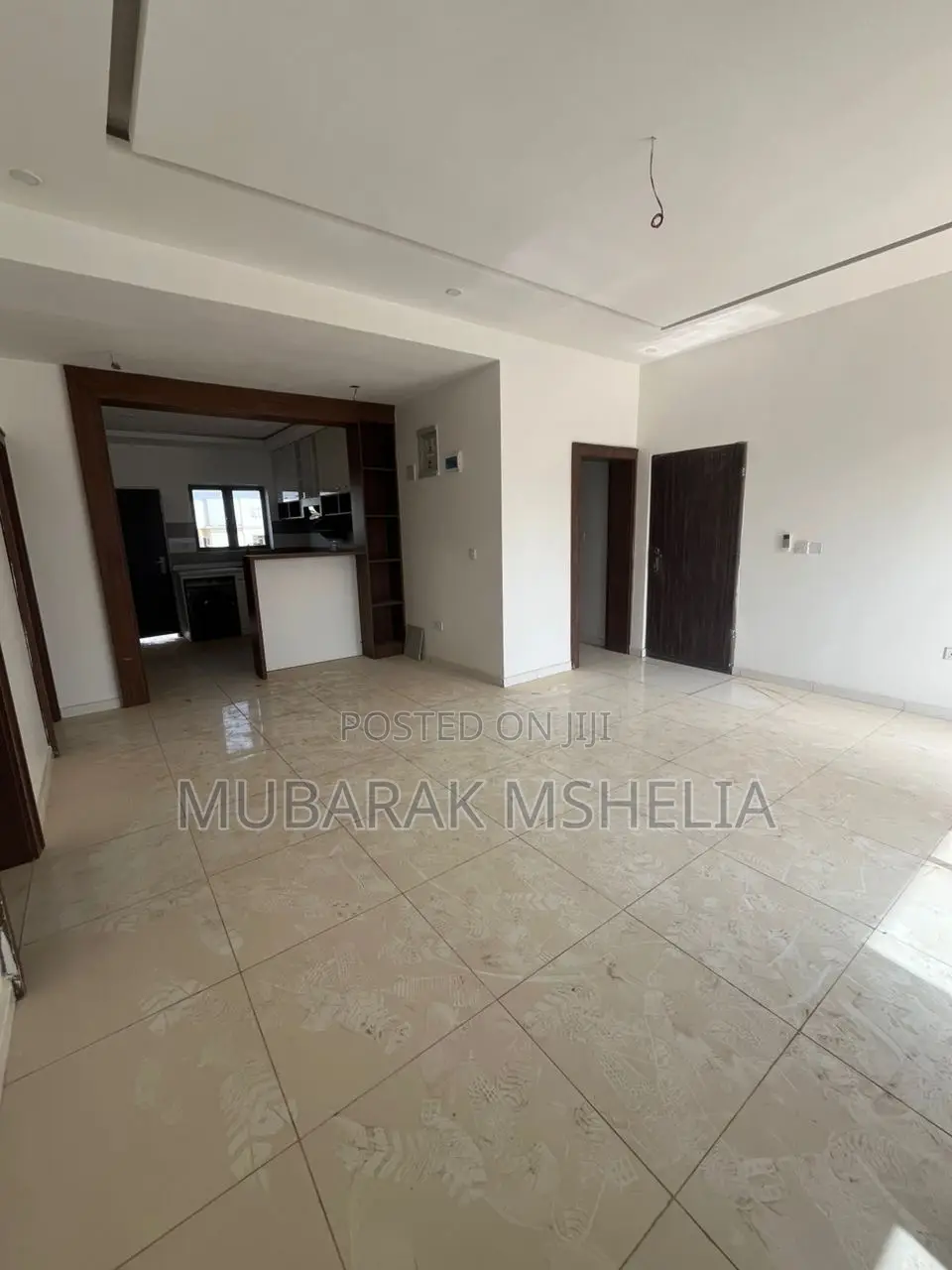 3bdrm Block of Flats in Kaura for sale