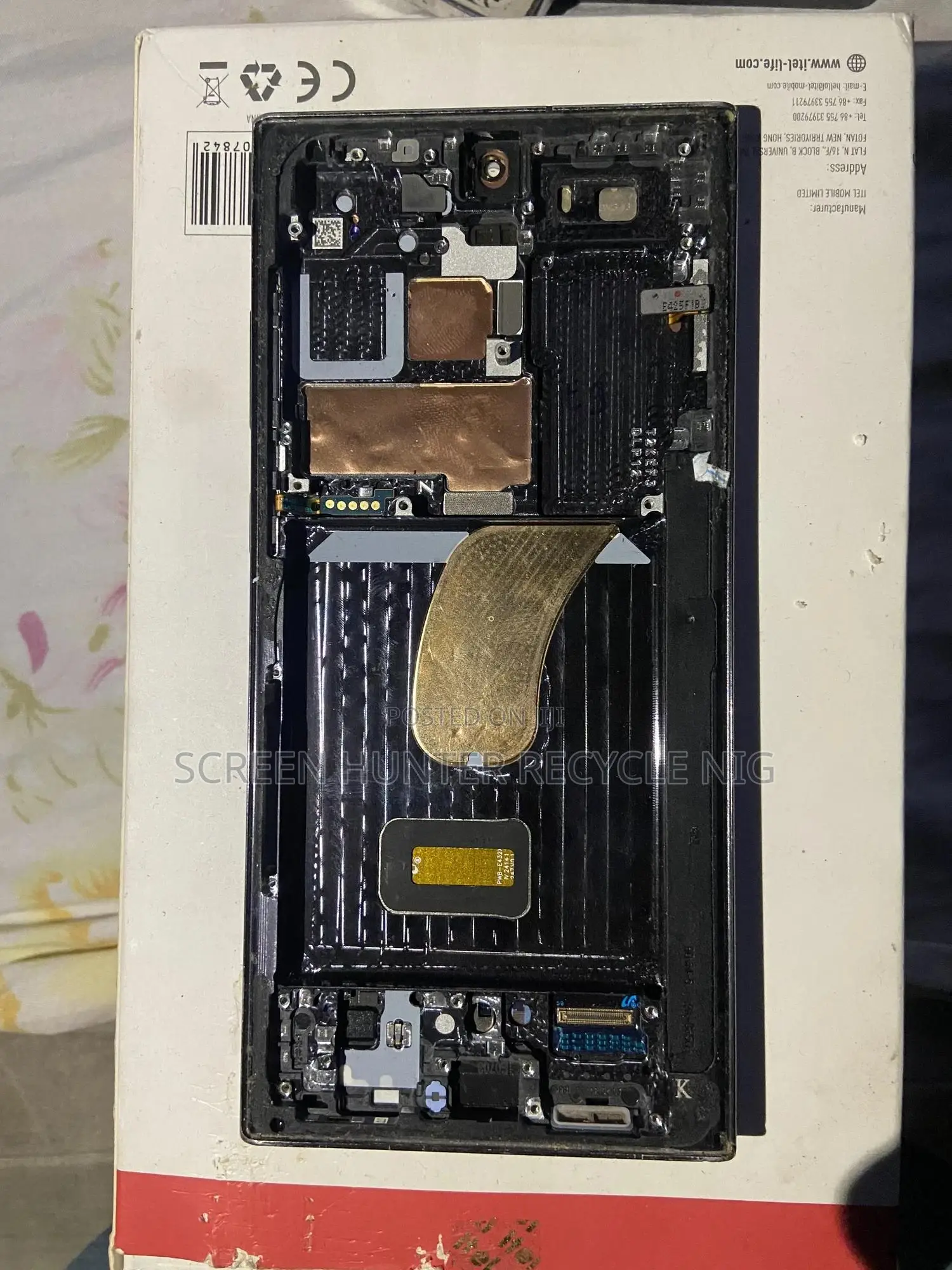 Samsung 23 Ultra Minor Crack Screen