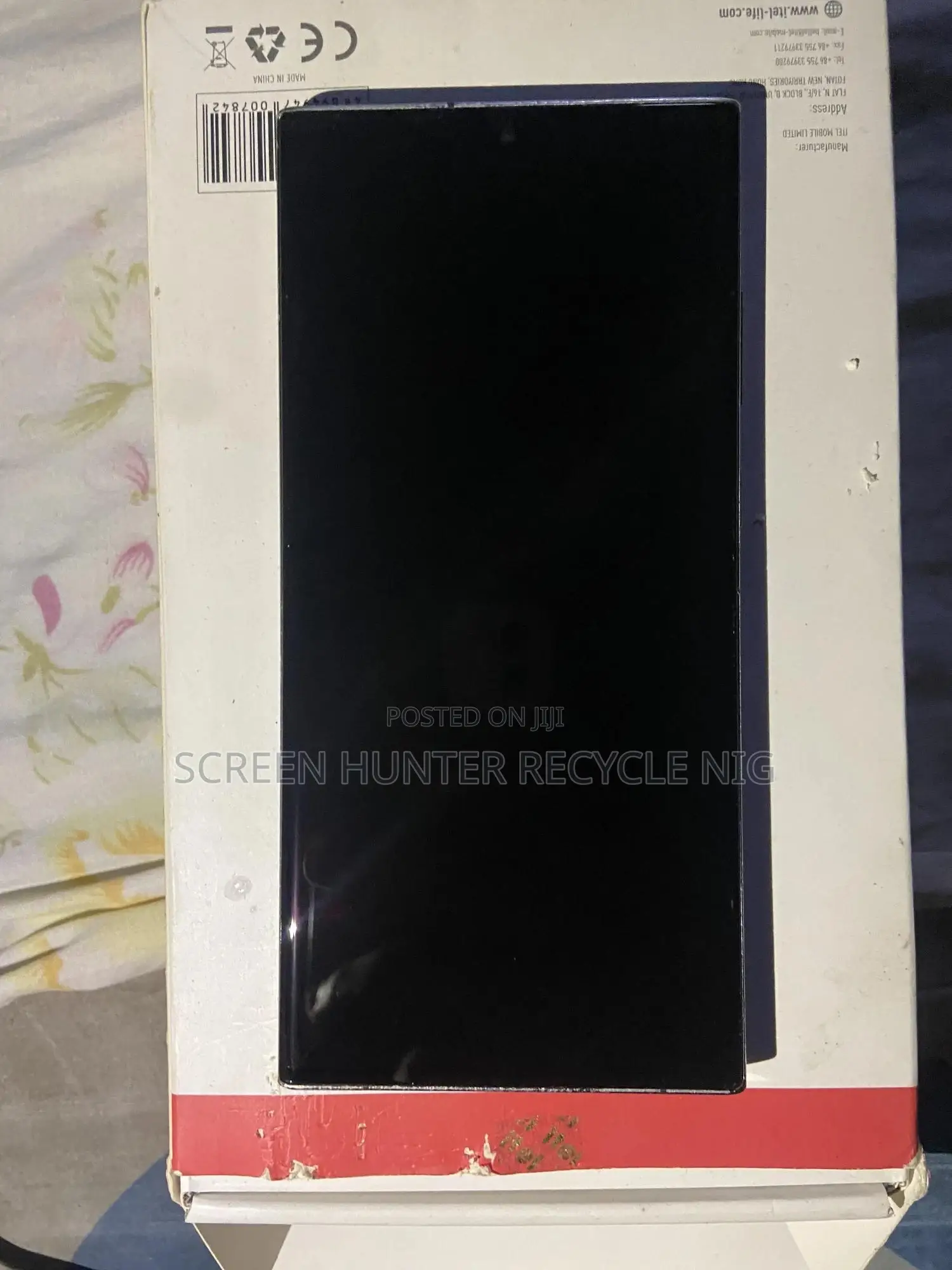 Samsung 23 Ultra Minor Crack Screen