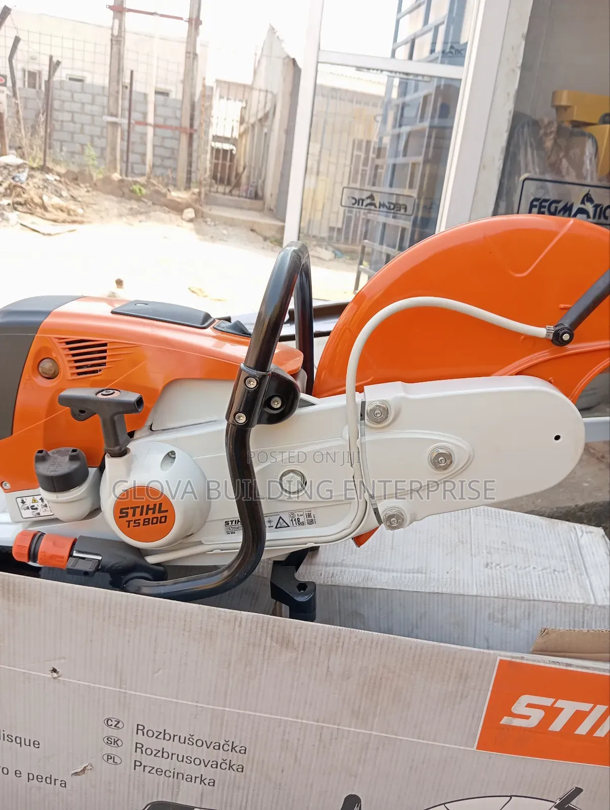 Original 400 Stihl Concrete or Asphalt Cutting Machine