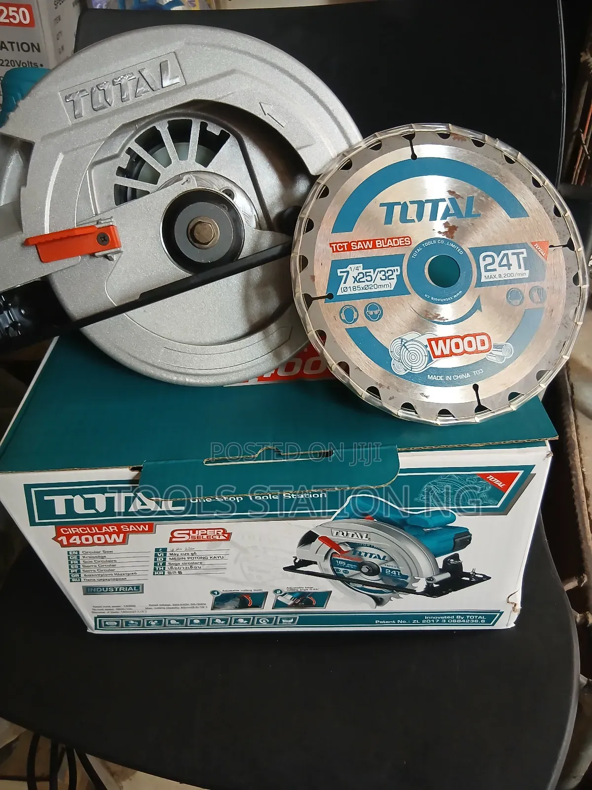 Total 1400w, 7" , Circular Saw