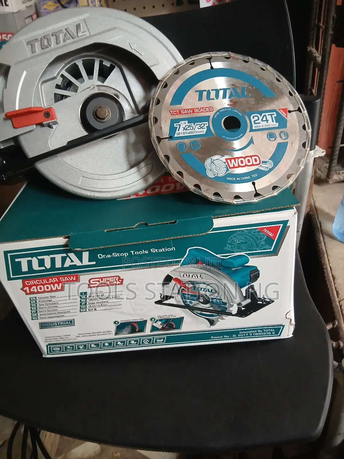 Total 1400w, 7" , Circular Saw