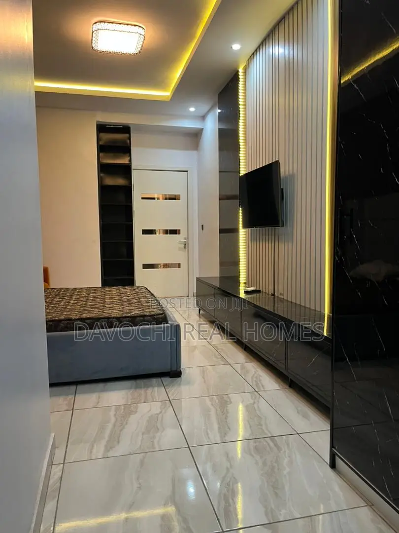 Furnished 3bdrm Duplex in Chevron Road for rent