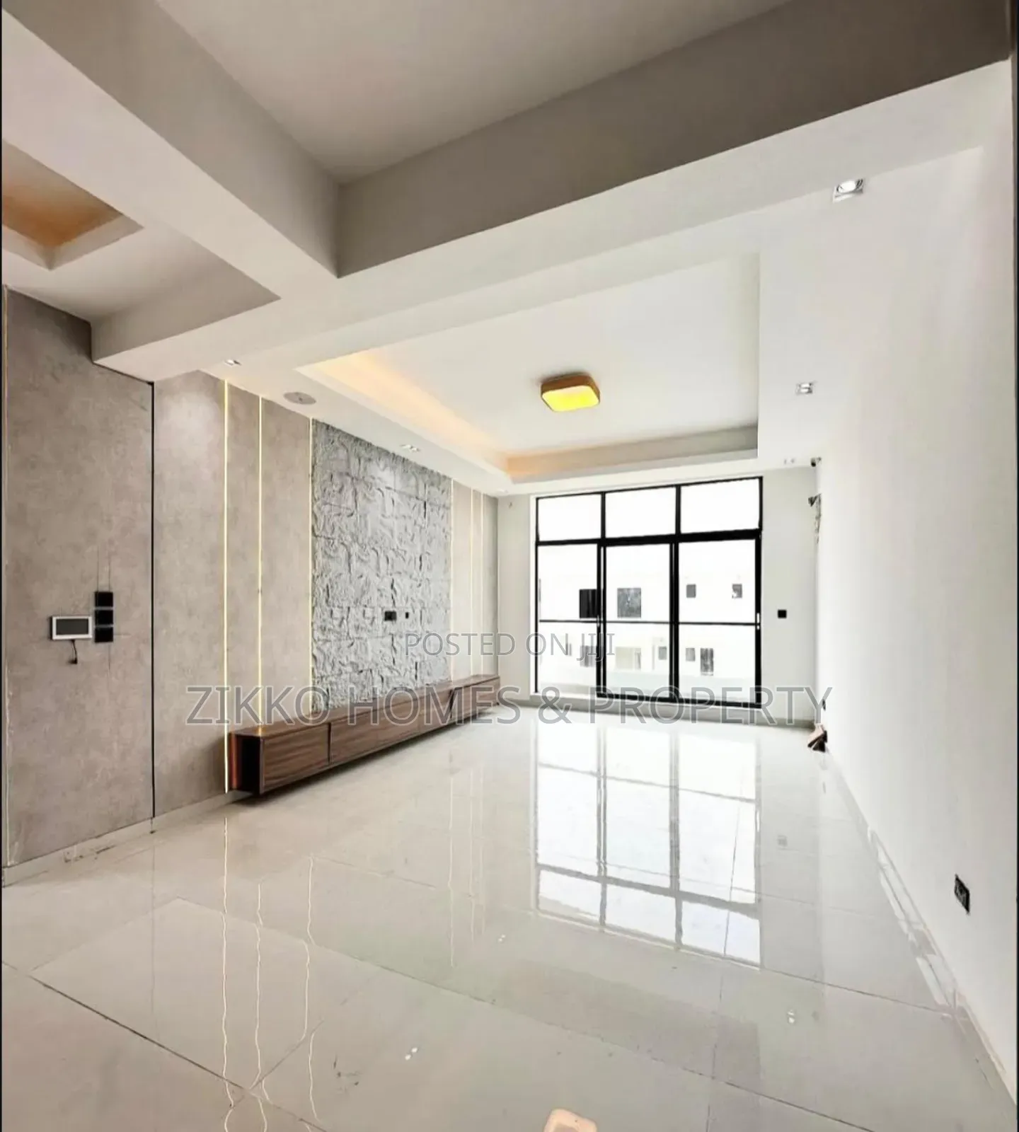 4bdrm Maisonette in Lekki for sale