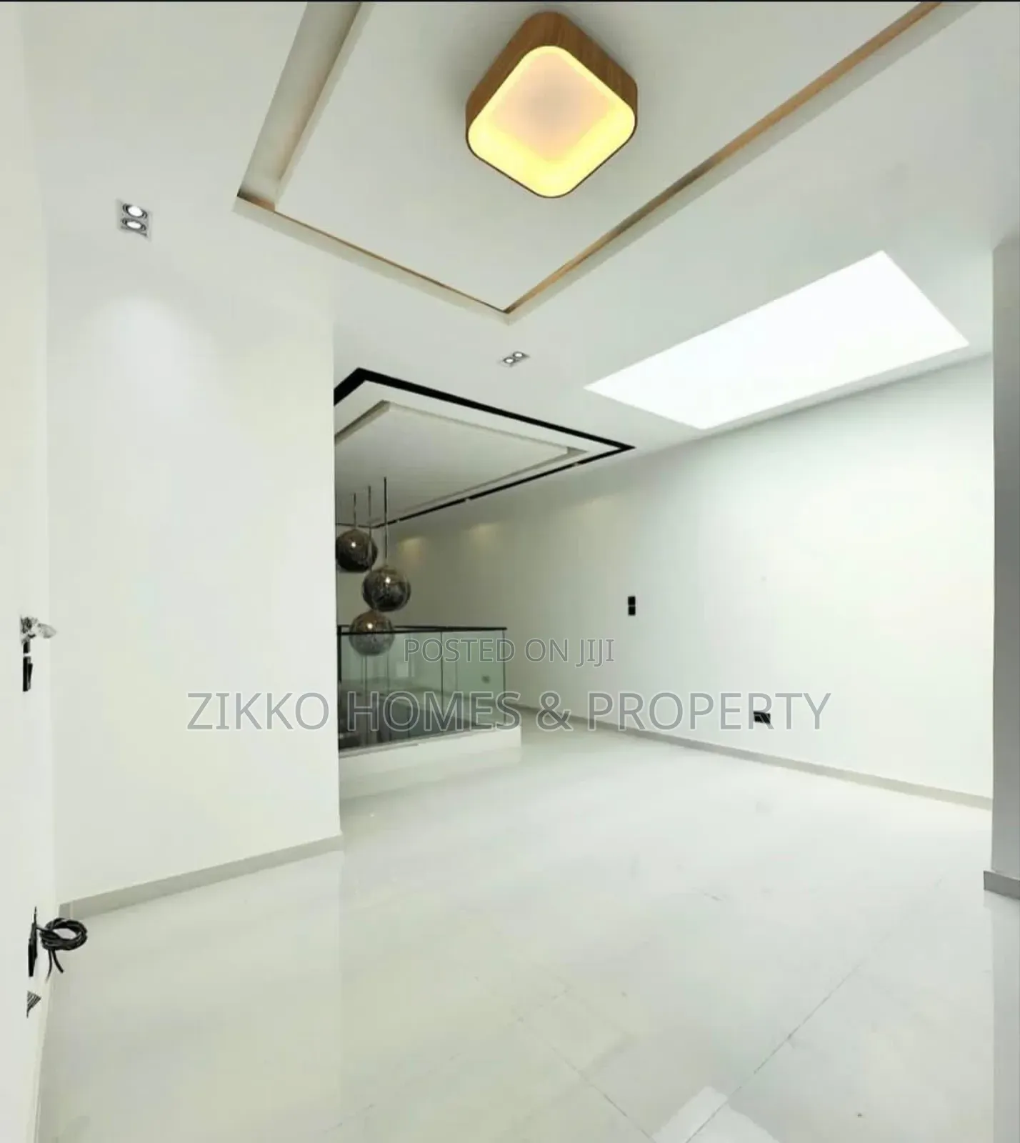 4bdrm Maisonette in Lekki for sale