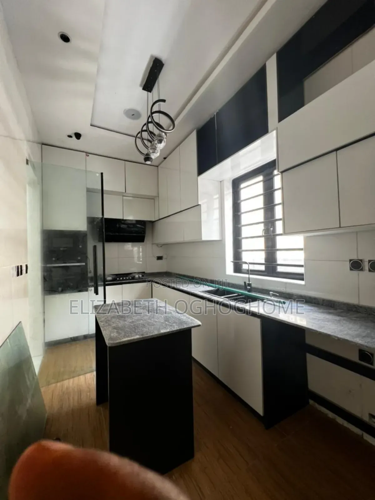 4bdrm Duplex in Ikota for sale