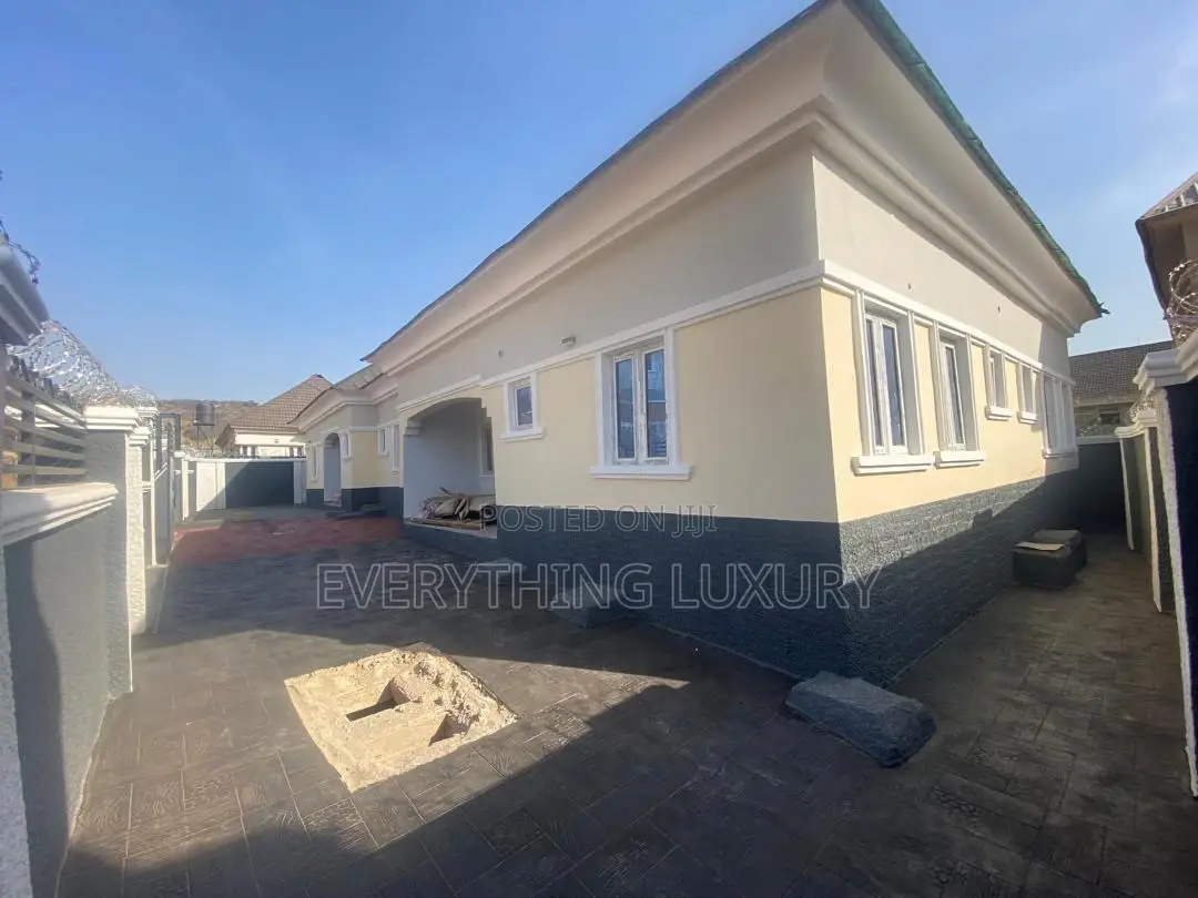 2bdrm Block of Flats in Bwari for rent