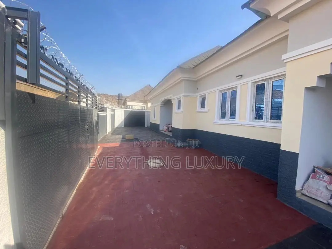 2bdrm Block of Flats in Bwari for rent